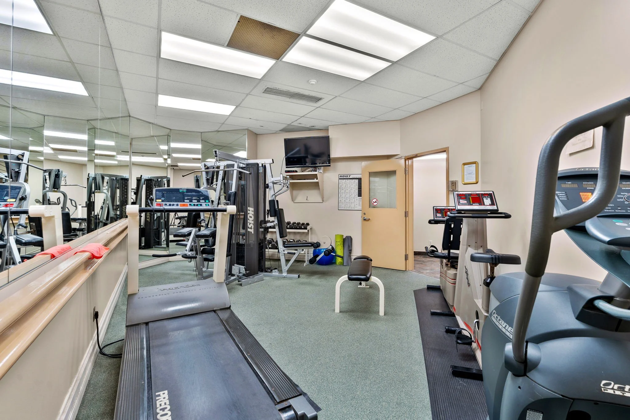 34-web-or-mls-3105-carling-ave-305.jpg