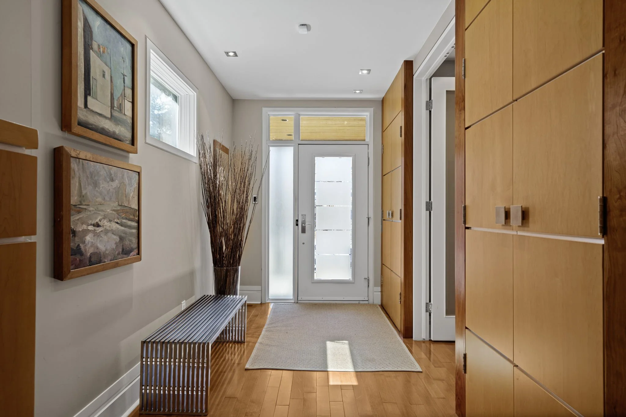 6-web-or-mls-93-gilchrist-ave.jpg