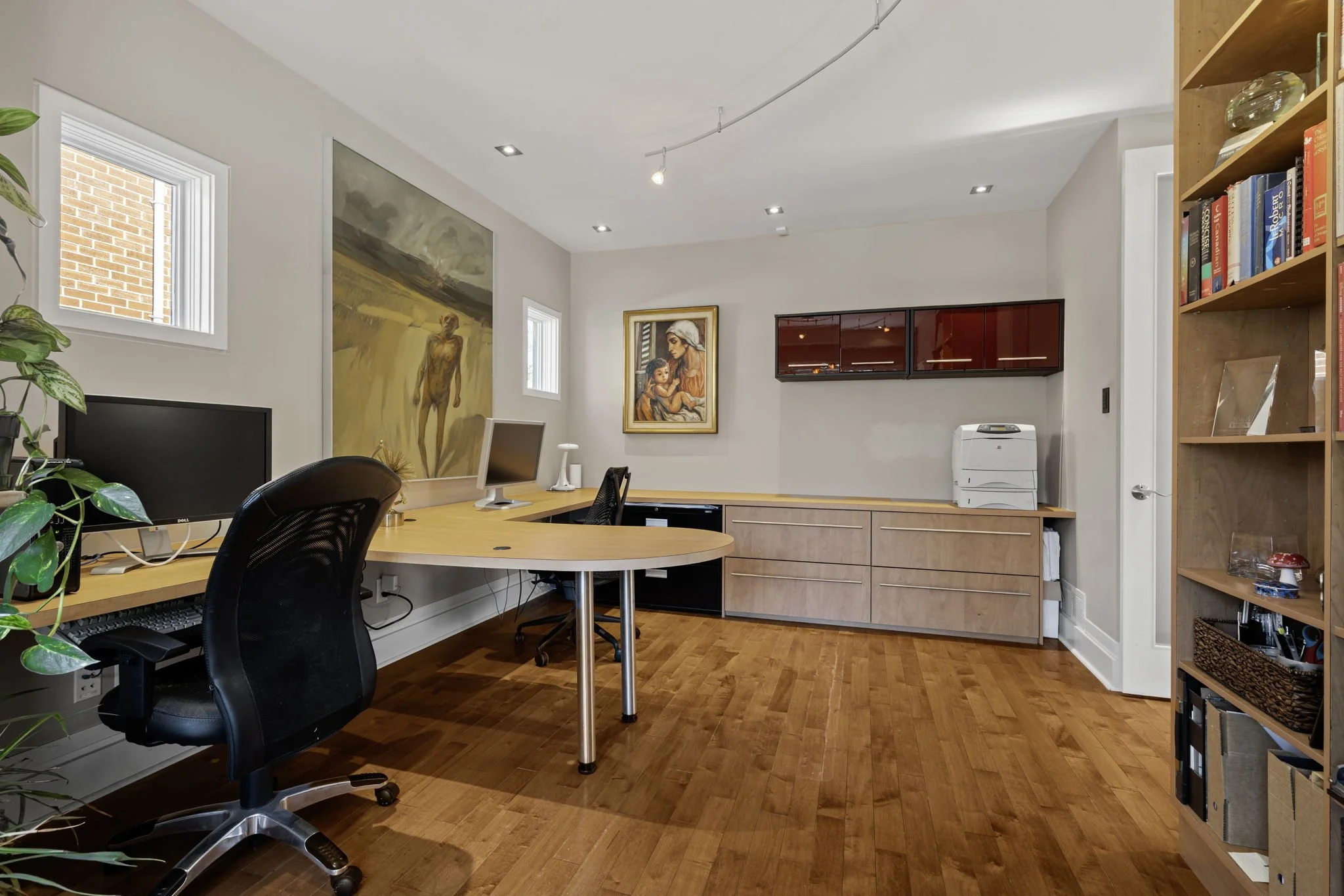 30-web-or-mls-93-gilchrist-ave.jpg
