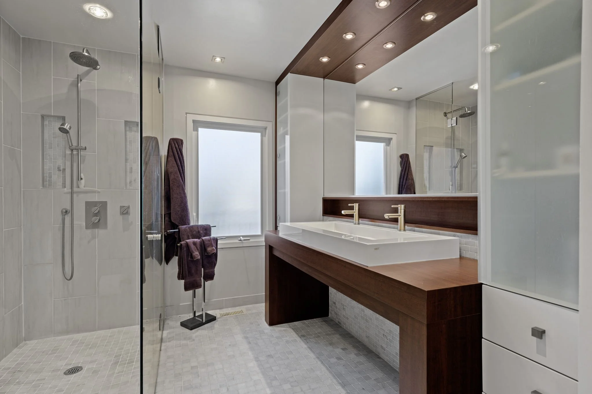 39-web-or-mls-93-gilchrist-ave.jpg