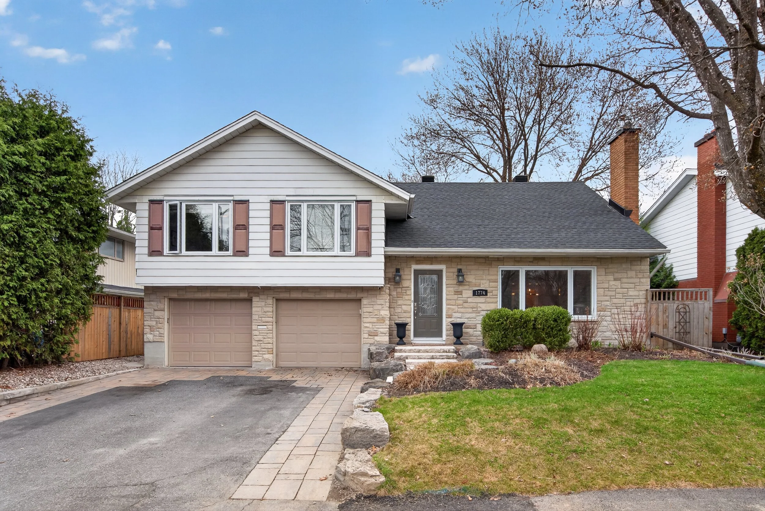 1774 Playfair Dr