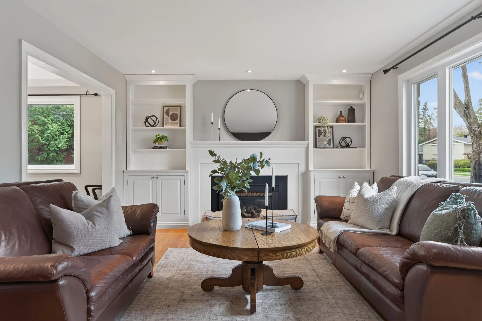 7-web-or-mls-1774-playfair-dr.jpg