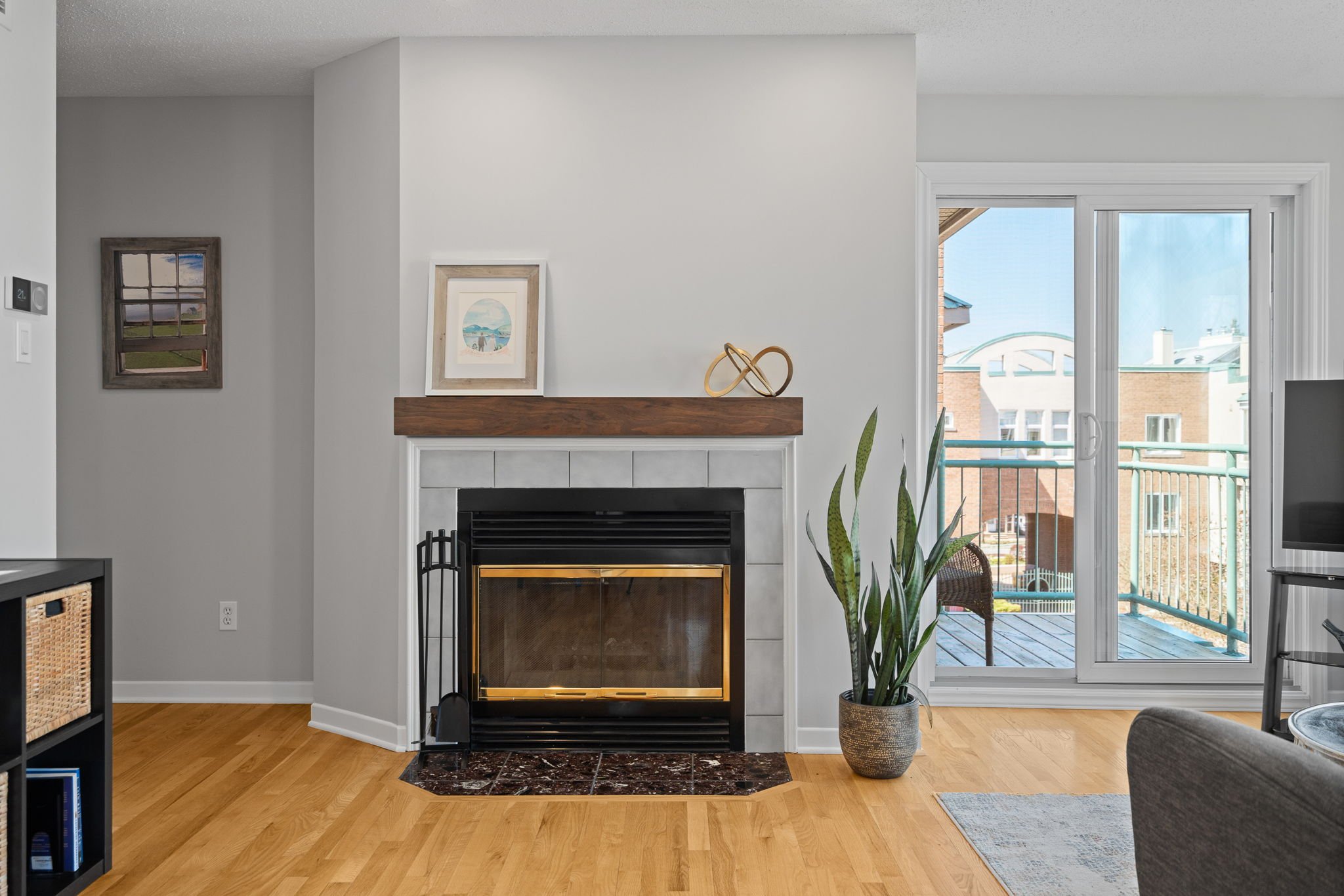 8-web-or-mls-1-columbus-ave-403.jpg