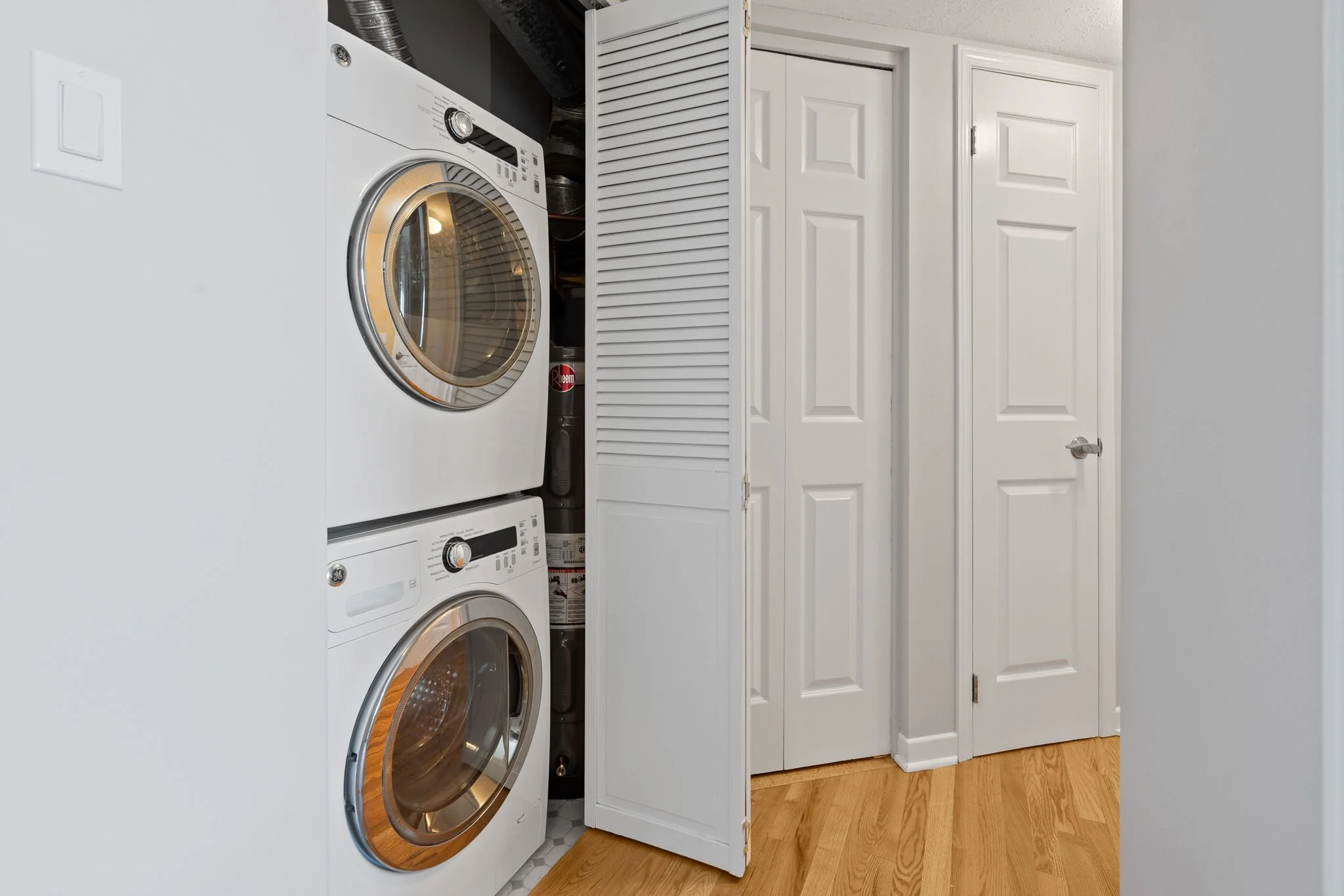 30-web-or-mls-1-columbus-ave-403.jpg