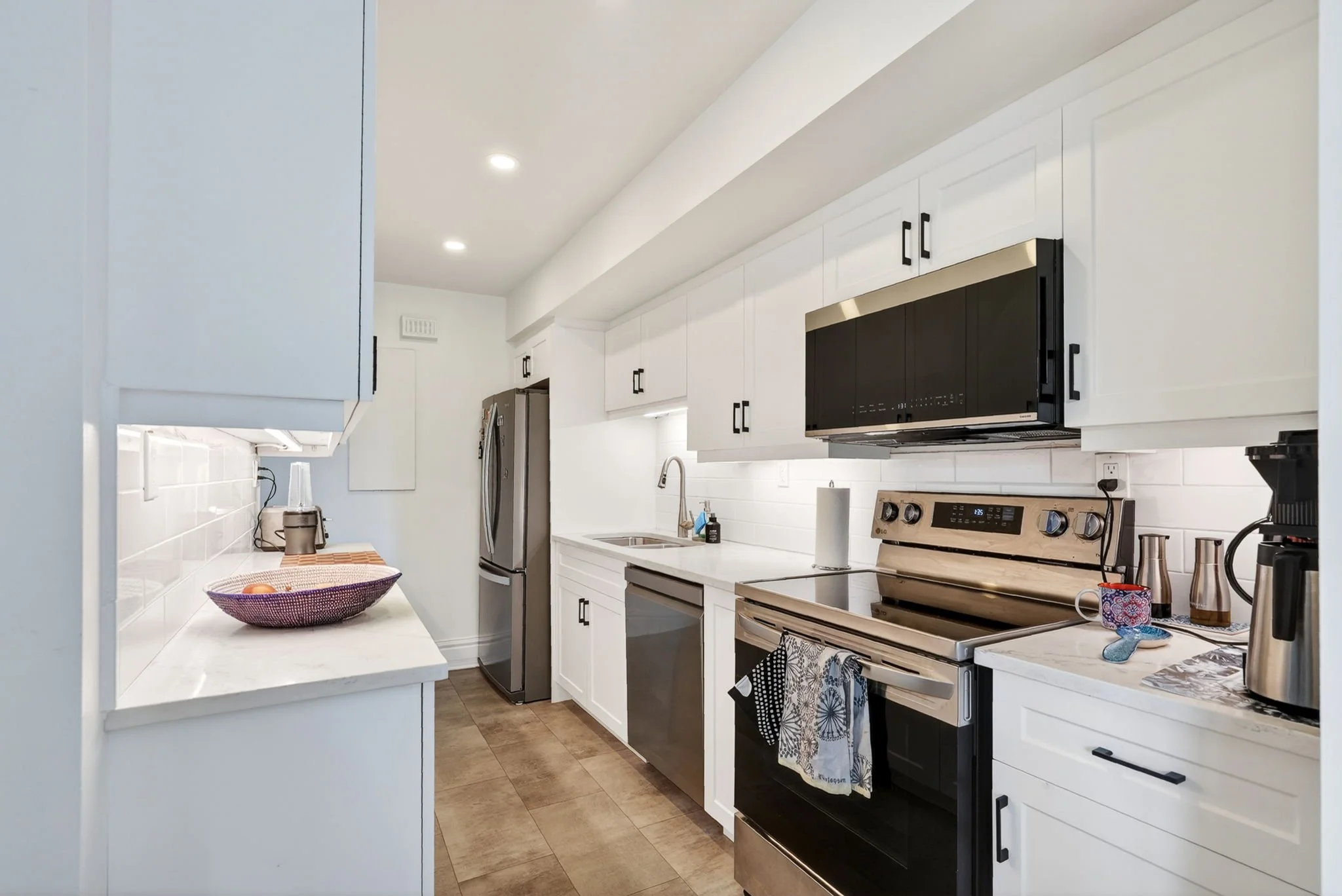 9-web-or-mls-120-lewis-st-2.jpg