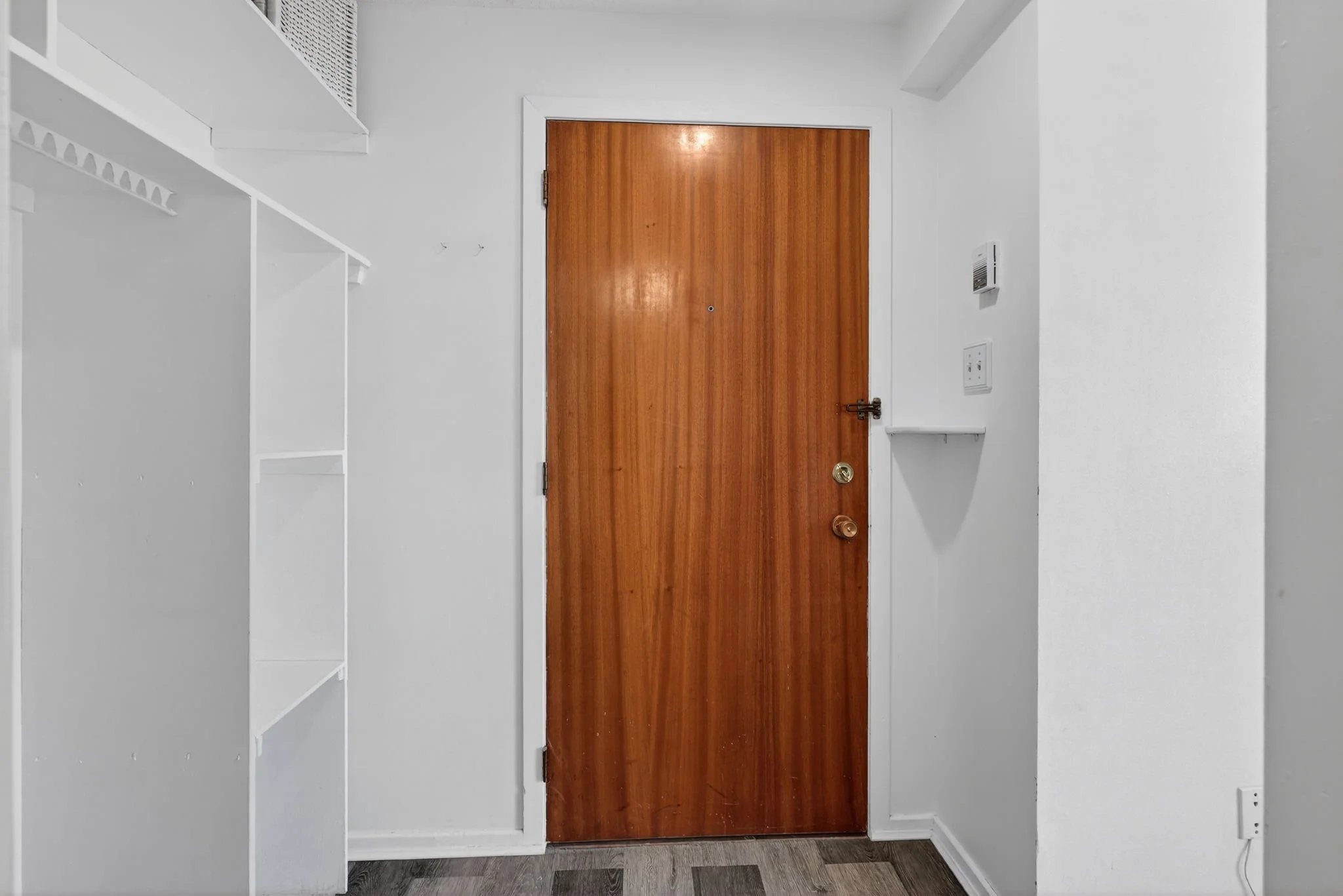 4-web-or-mls-49-sumac-st-9.jpg