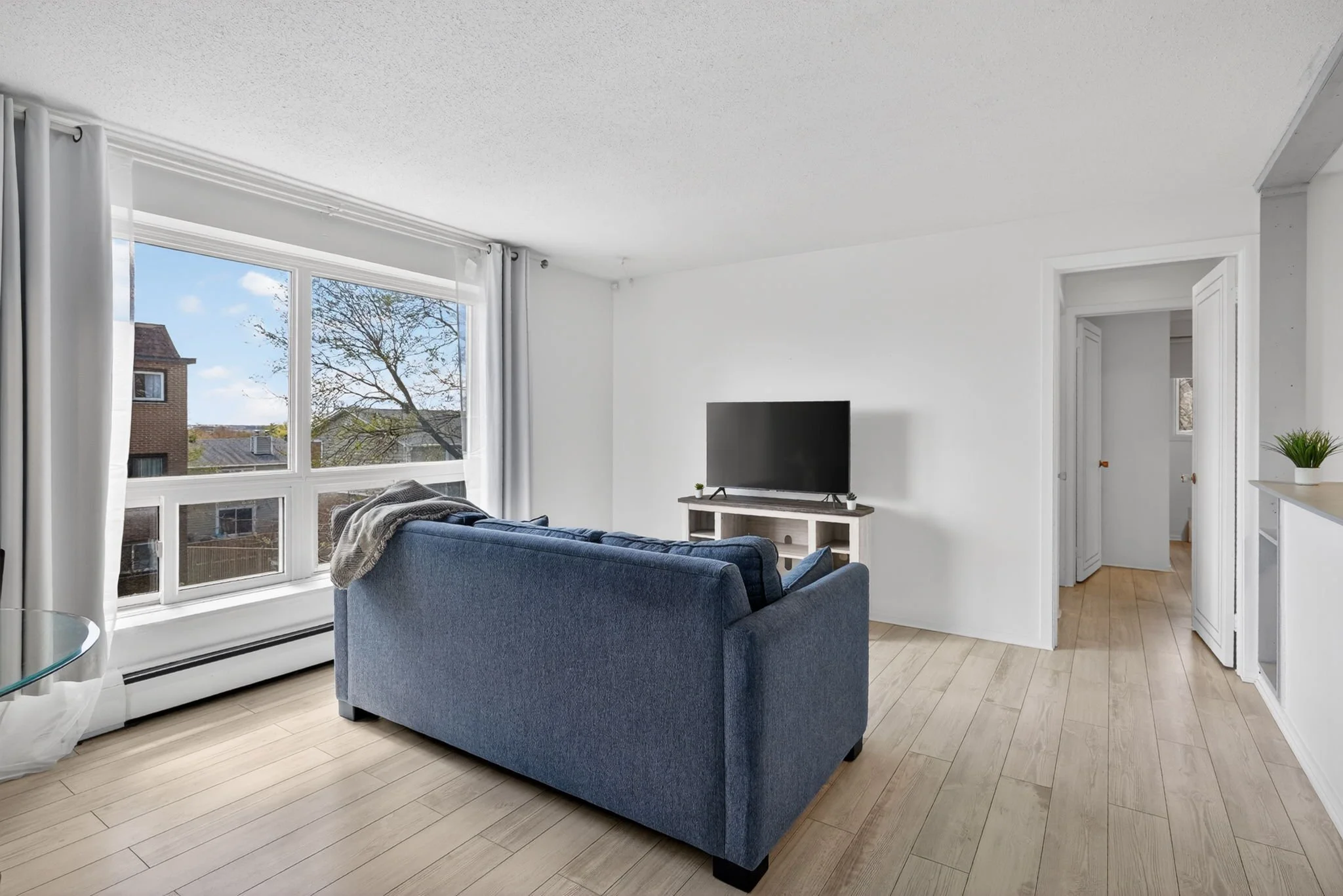 13-web-or-mls-49-sumac-st-9.jpg