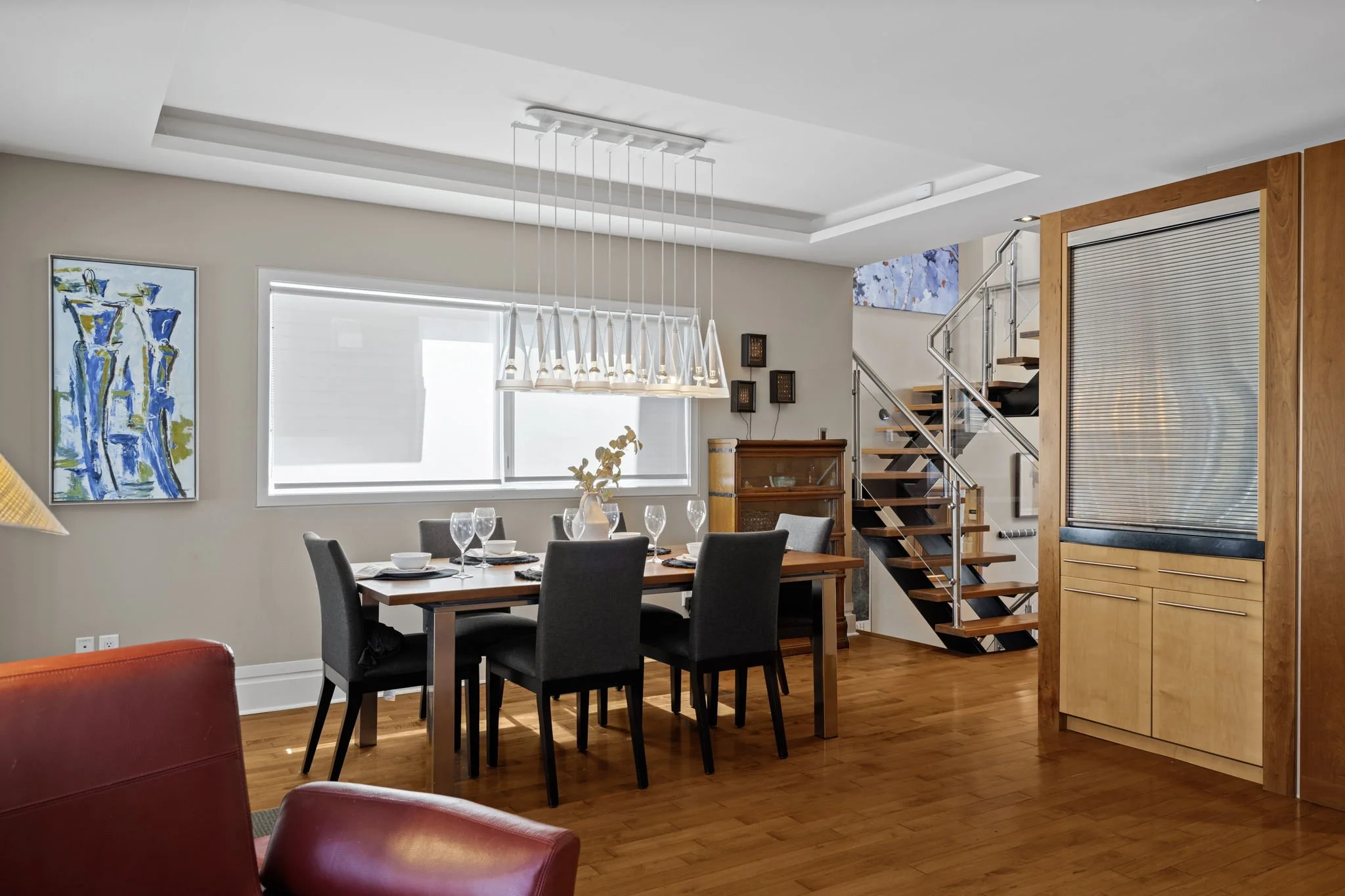 20-web-or-mls-93-gilchrist-ave.jpg