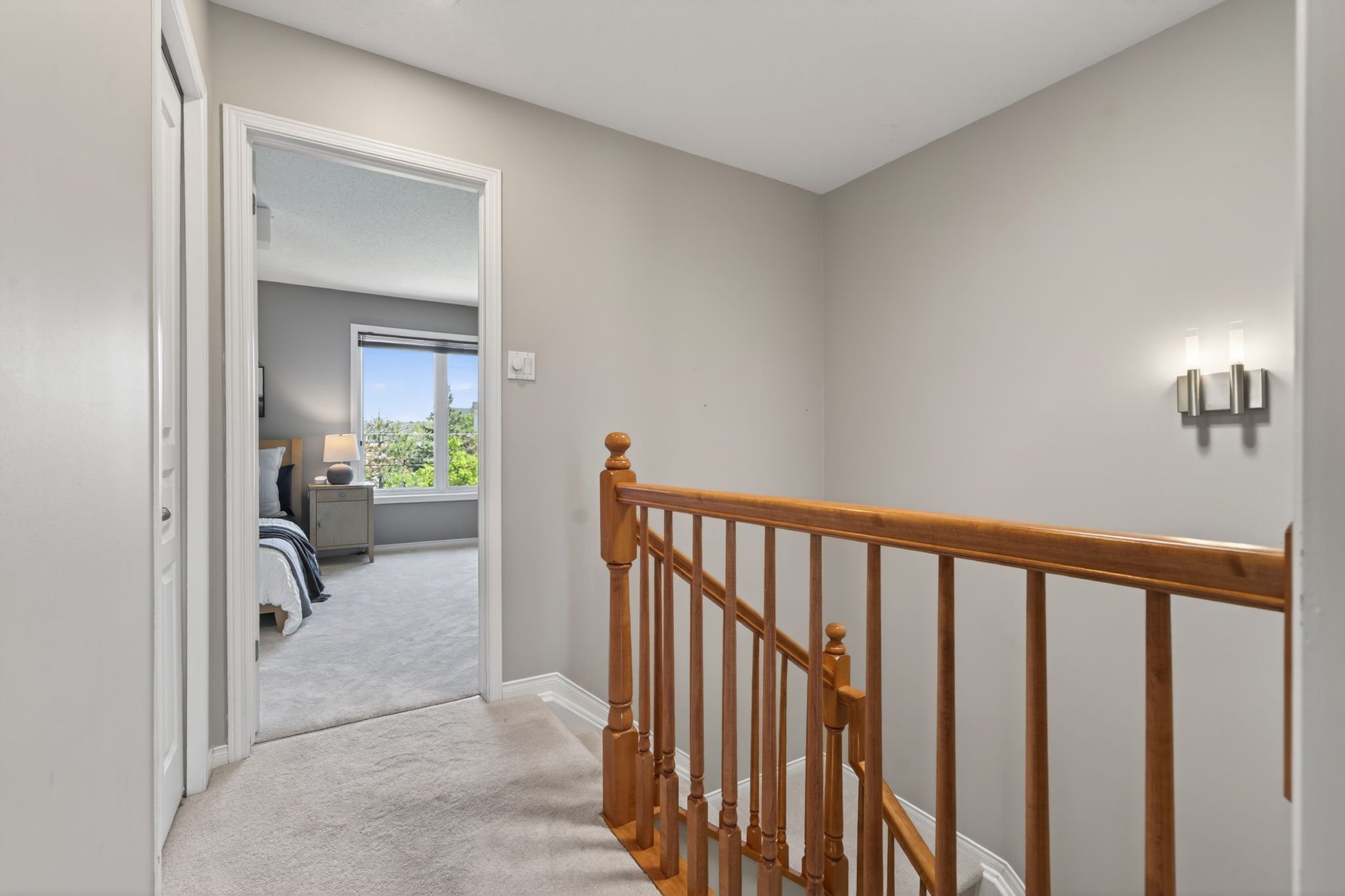 23-web-or-mls-27-briarway-private.jpg