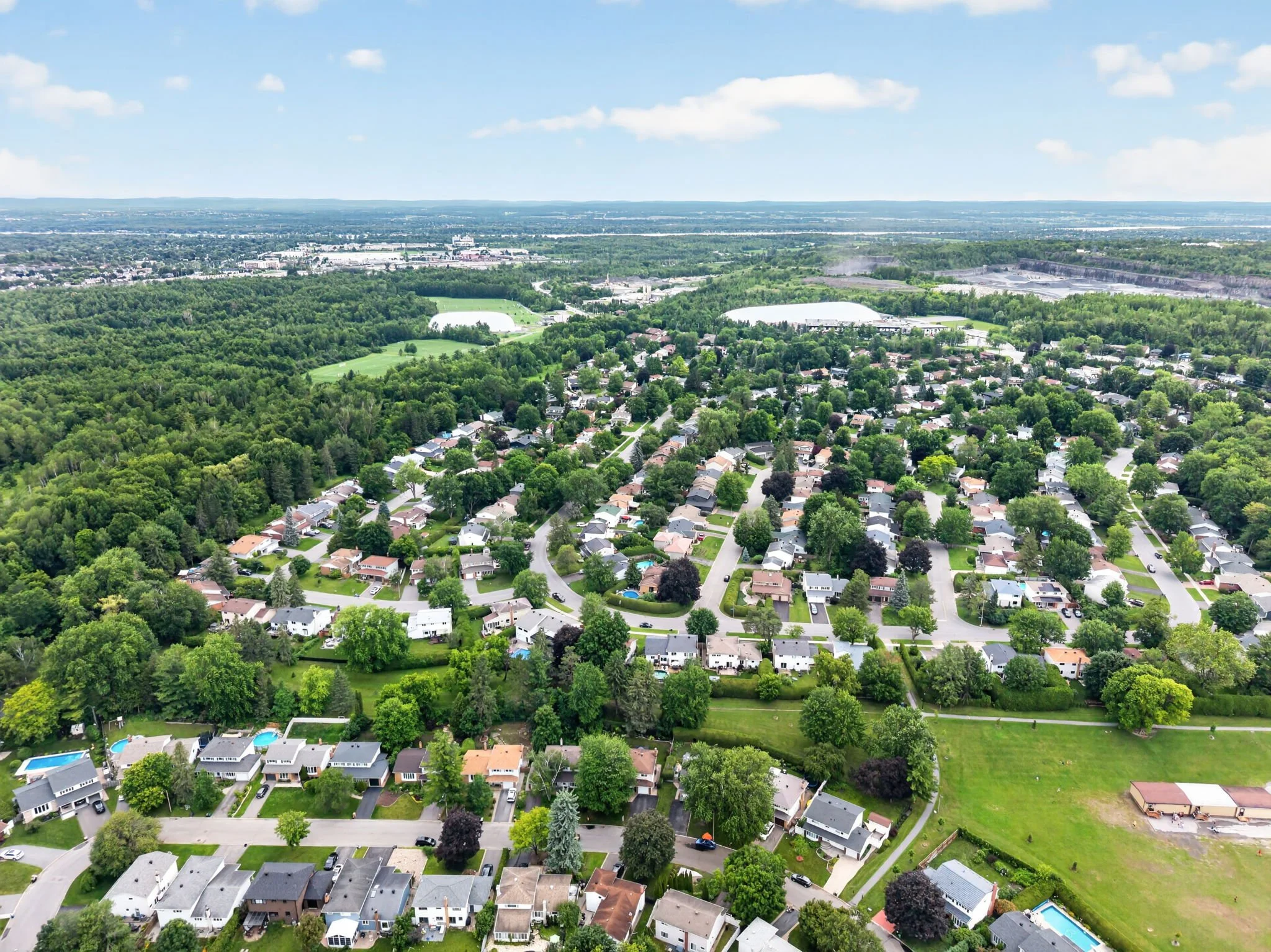 53-web-or-mls-19-woodhill-crescent.jpg