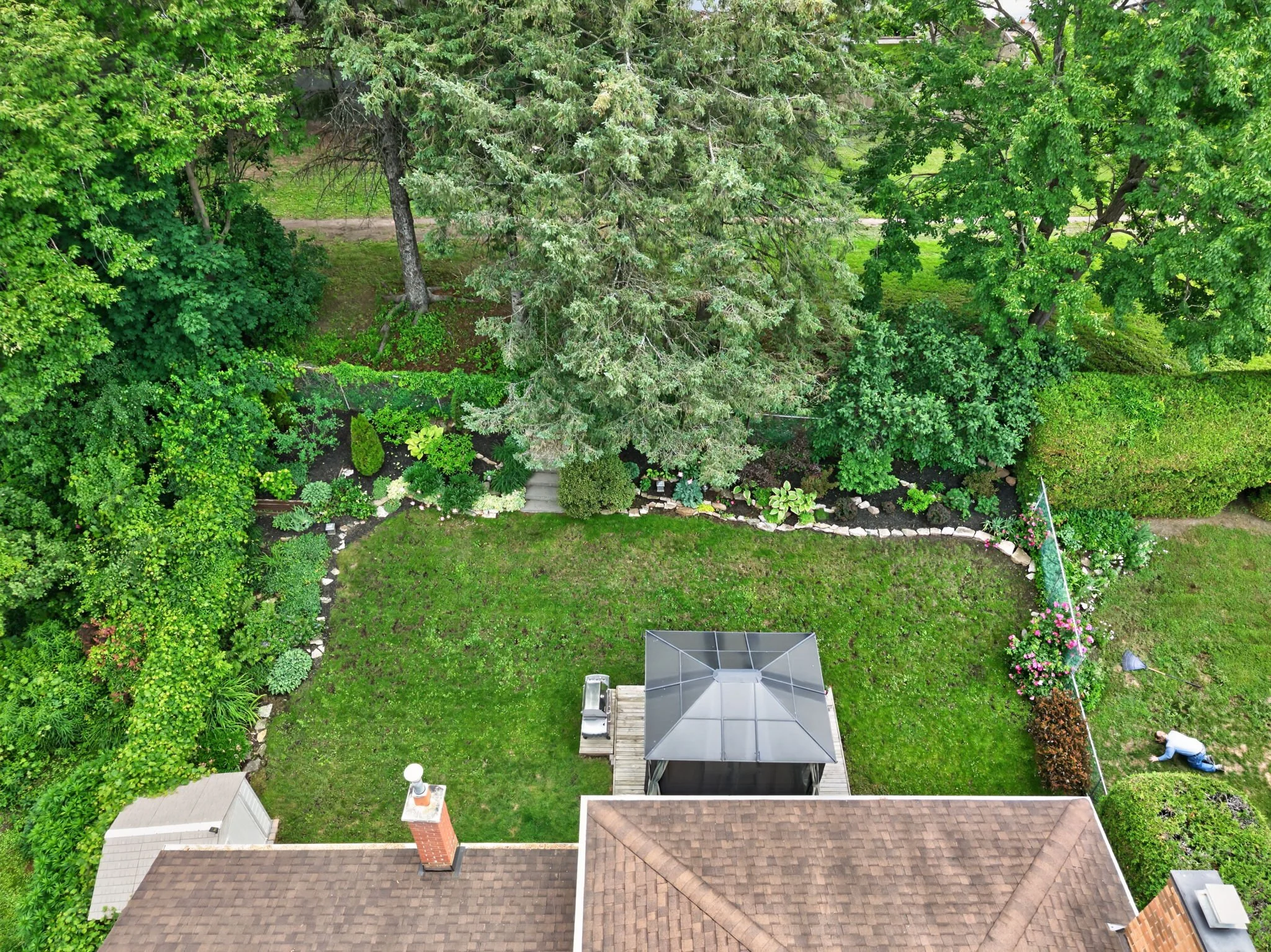 46-web-or-mls-19-woodhill-crescent.jpg