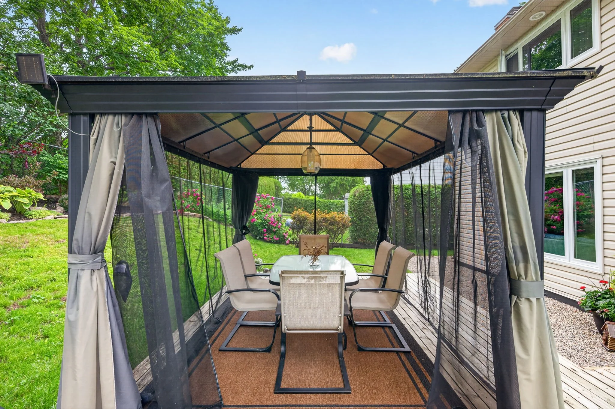 44-web-or-mls-19-woodhill-crescent.jpg