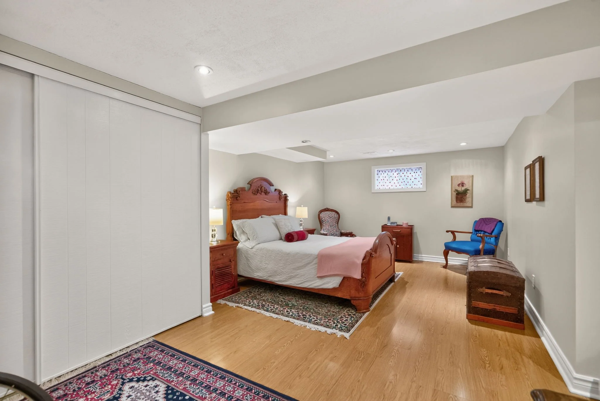 34-web-or-mls-19-woodhill-crescent.jpg