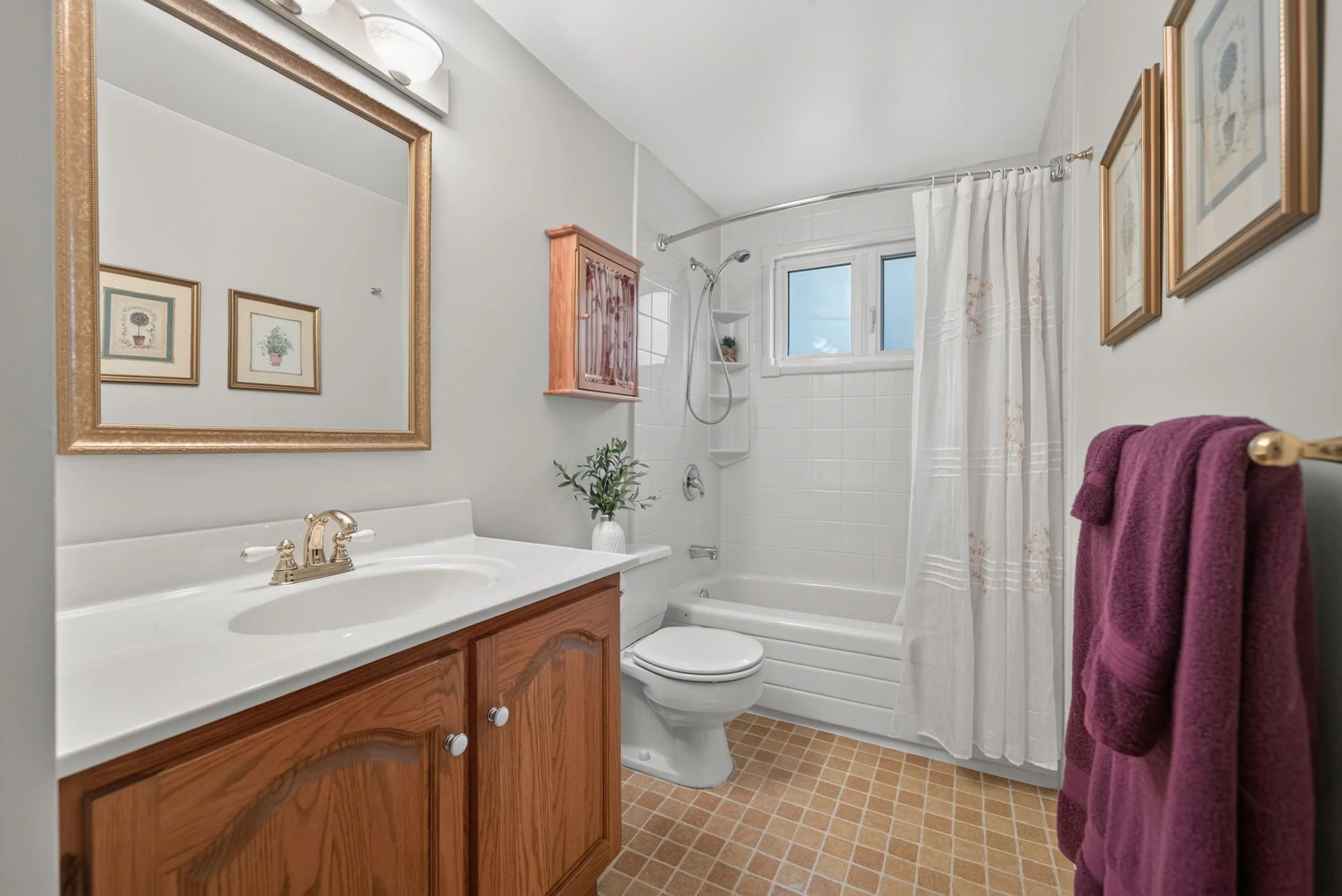 33-web-or-mls-19-woodhill-crescent.jpg