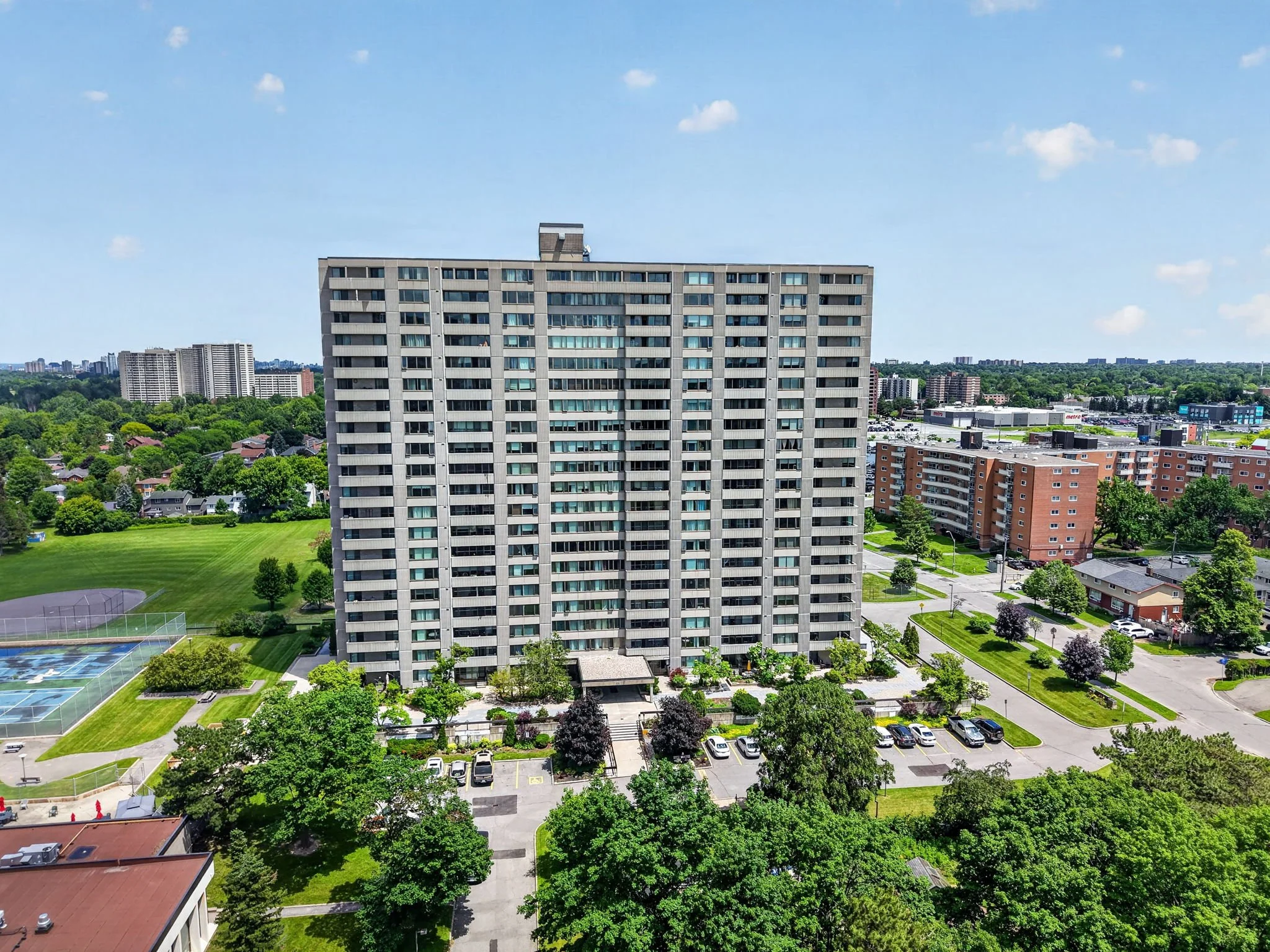5-web-or-mls-2625-regina-st-1102.jpg
