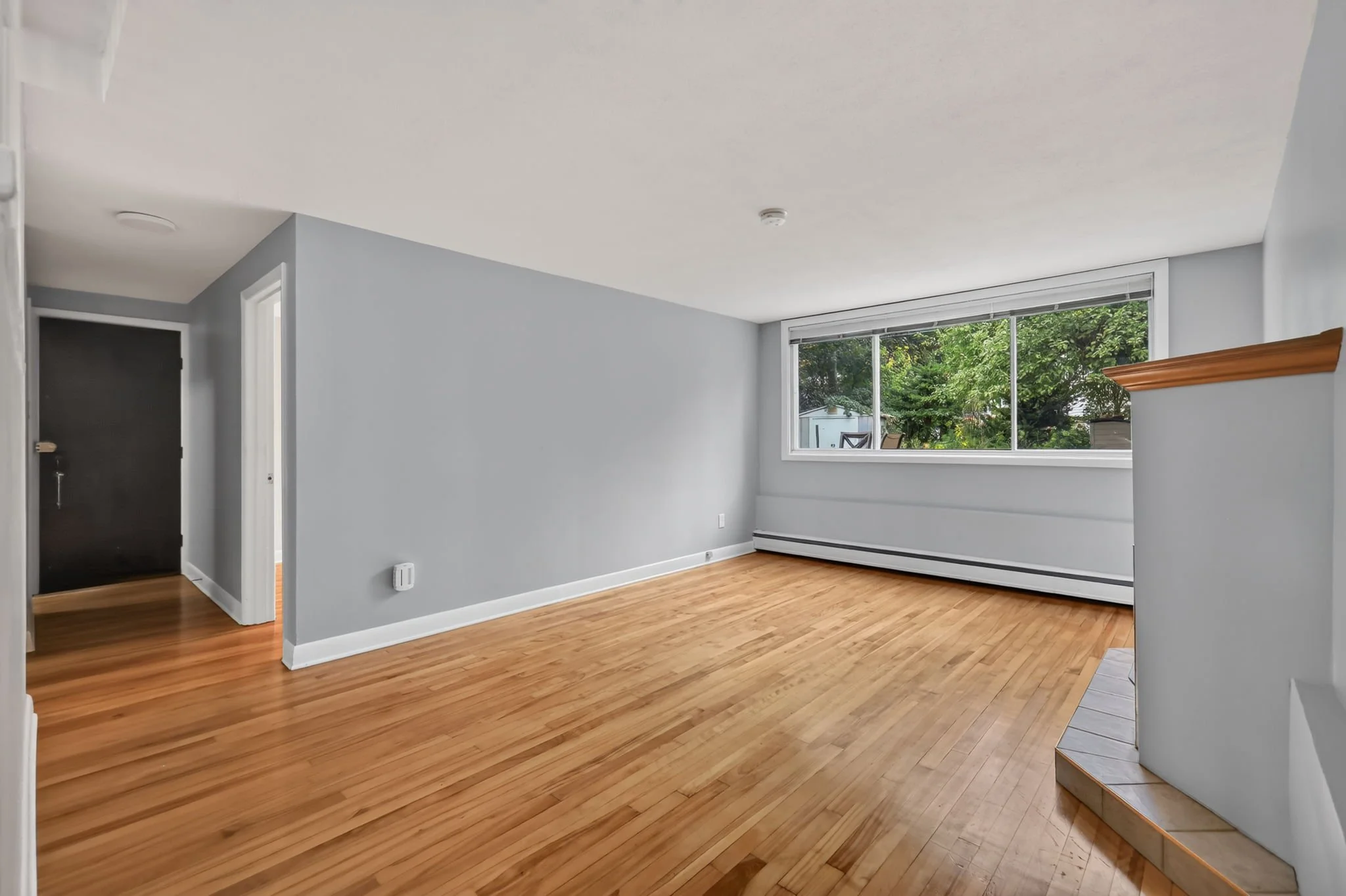14-web-or-mls-1228-henry-farm-dr.jpg