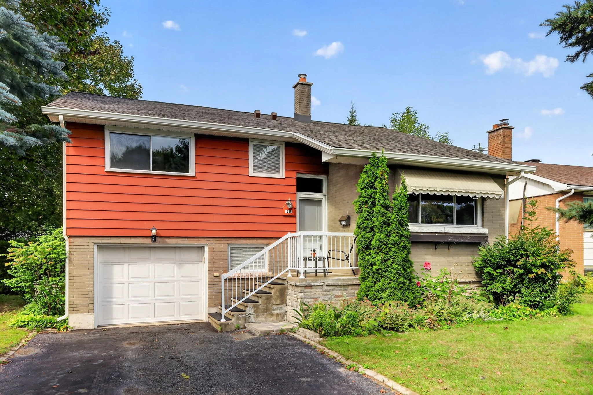 2-web-or-mls-1228-henry-farm-dr.jpg