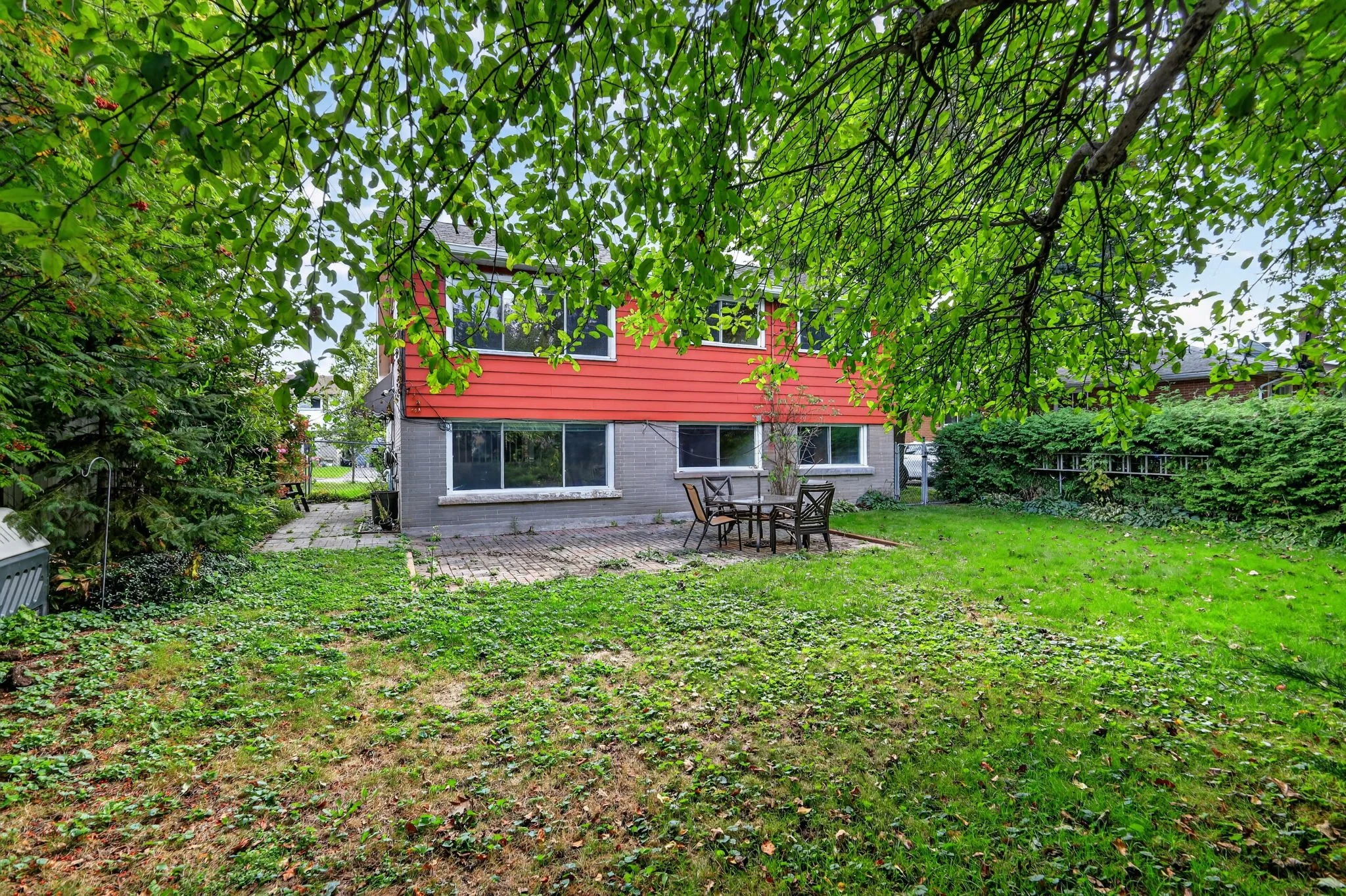 43-web-or-mls-1228-henry-farm-dr.jpg
