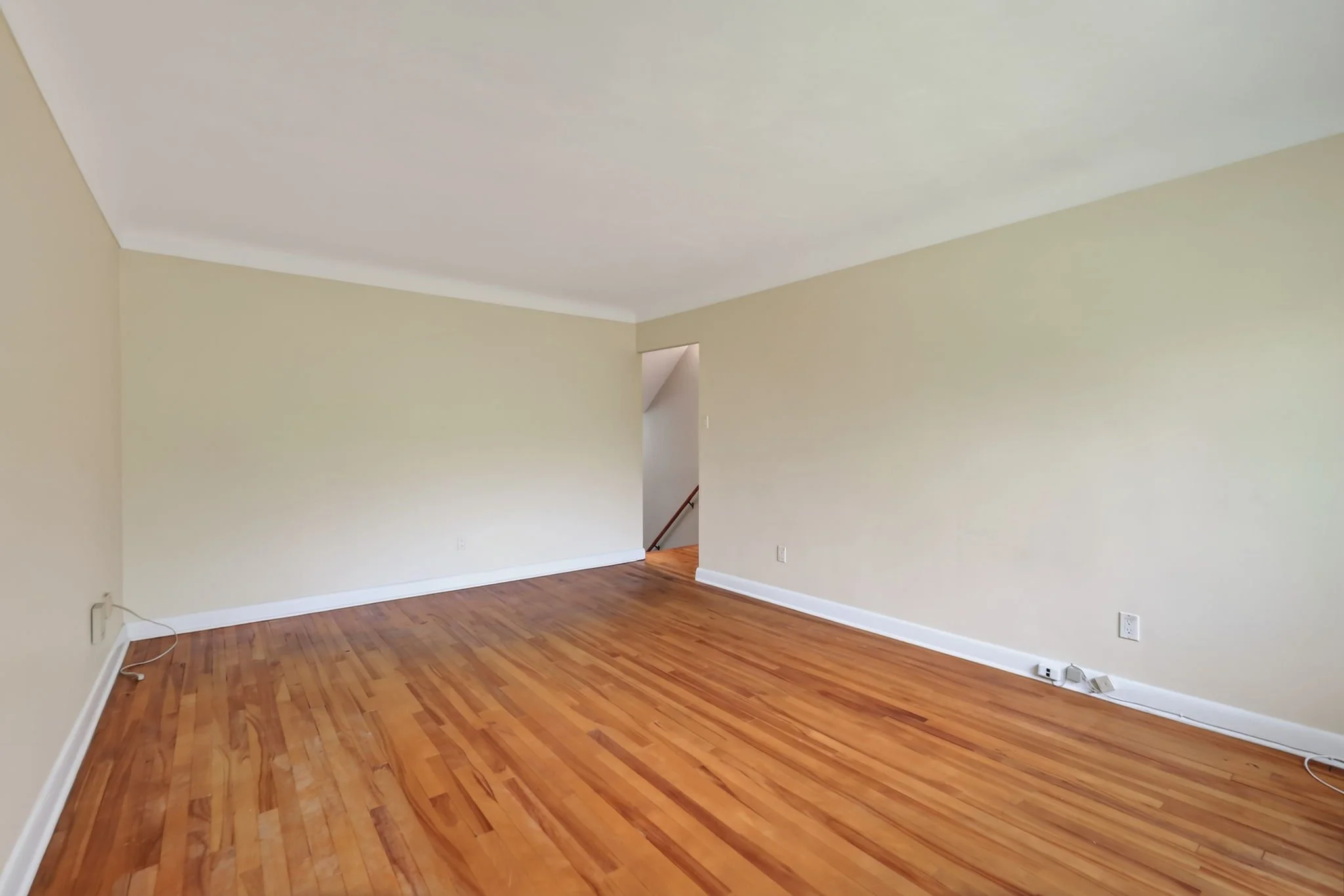 26-web-or-mls-1228-henry-farm-dr.jpg