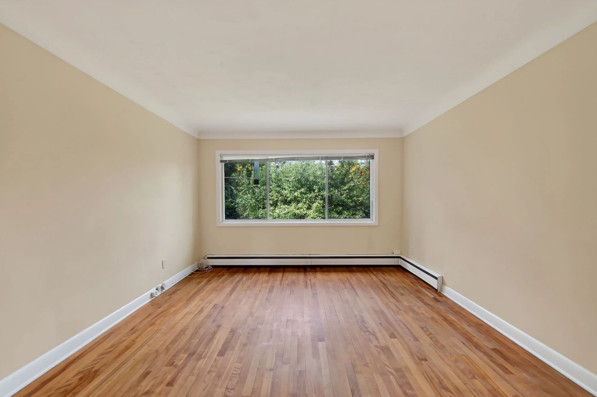 23-web-or-mls-1228-henry-farm-dr.jpg