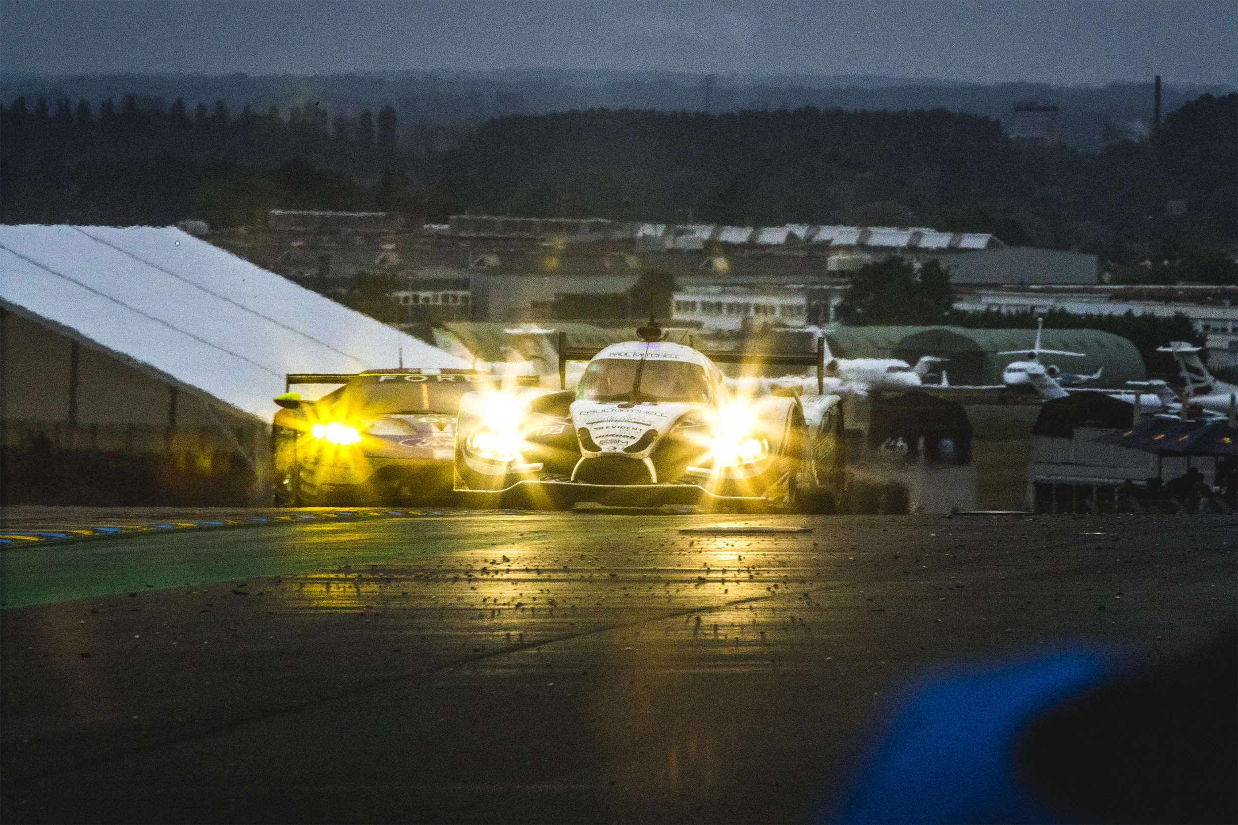 ROA090116FEA_LeMans-02a.jpg