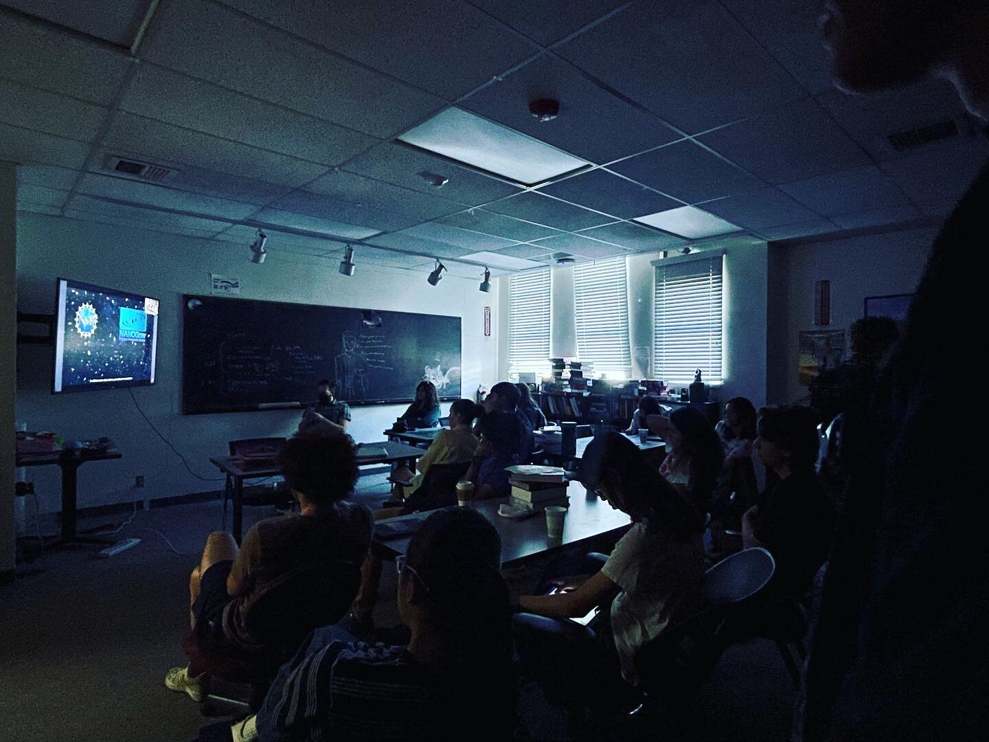 ‼️🚨Cool Physics Alert!🚨‼️

Today we got the chance to tune into the NSF Namograv press conference. 

The Nanograv collaboration has found compelling evidence for the existence of gravitational waves reverberating across the universe! 🌌✨

Read more