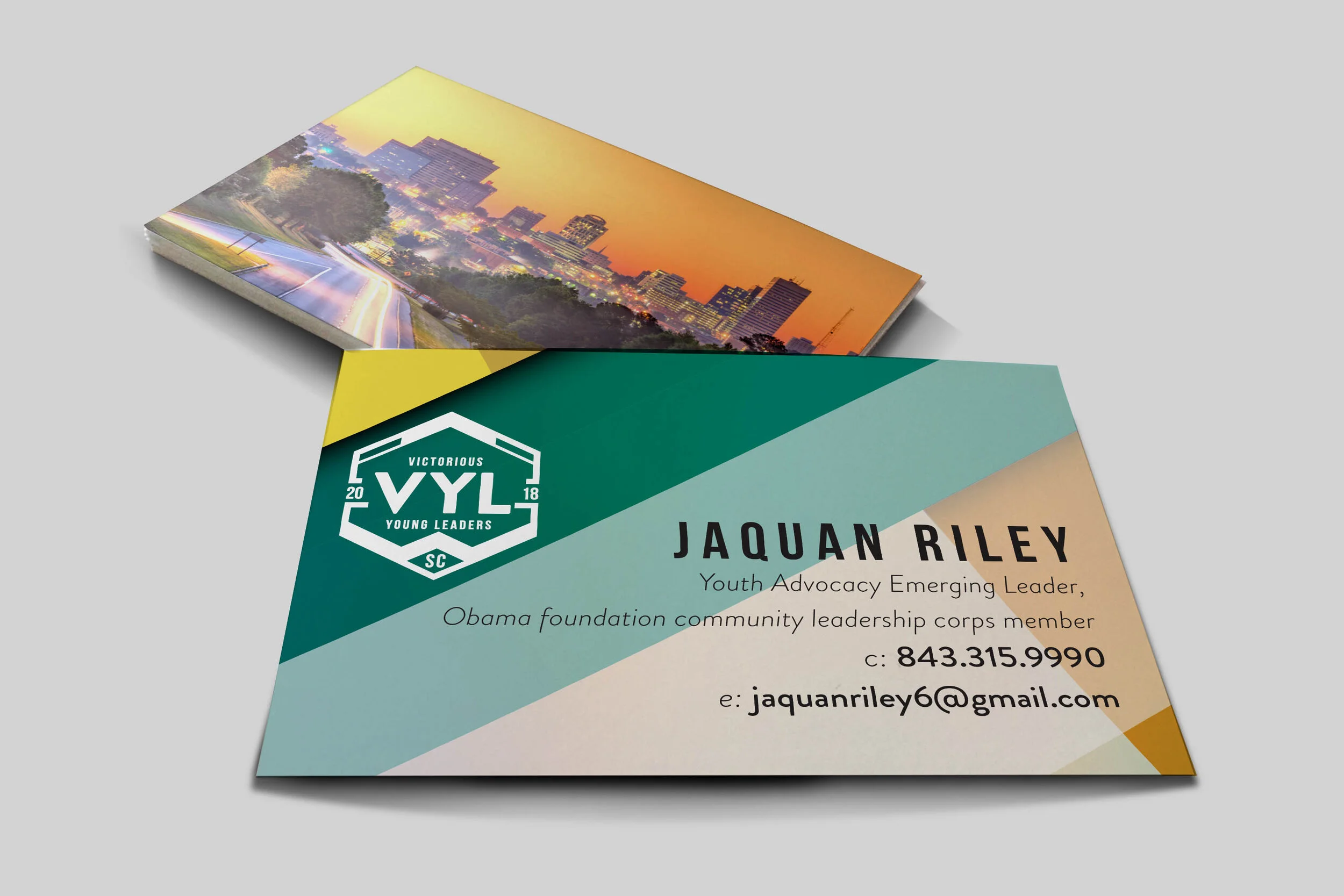Vecto Business Card Mockups 01 copy.jpg