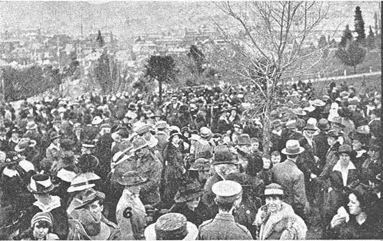   Crowd gathered near the stand.&nbsp;  [Tasmanian Mail 8th August 1918 p17] 
