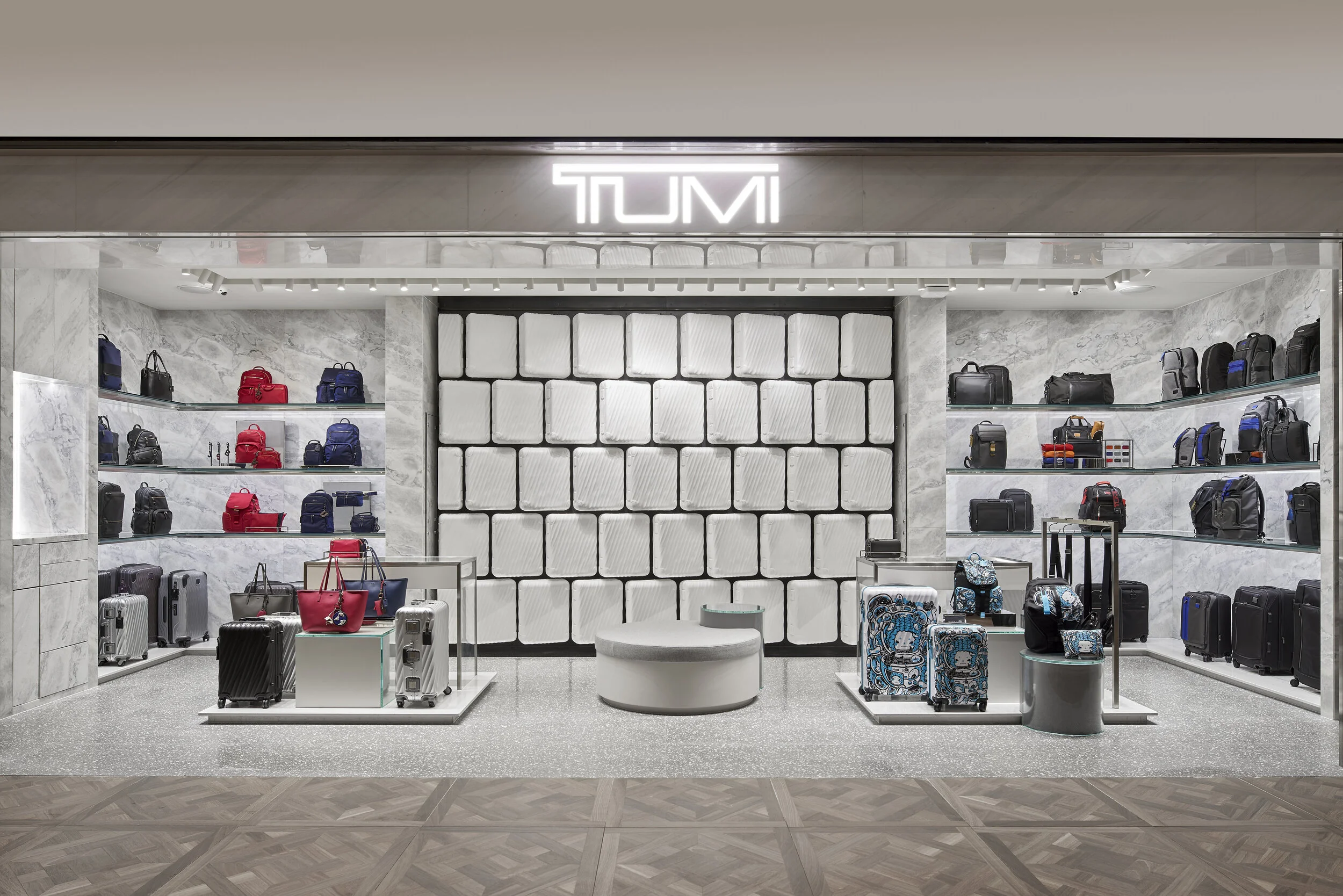  Tumi, K11 Musea, Hong Kong 