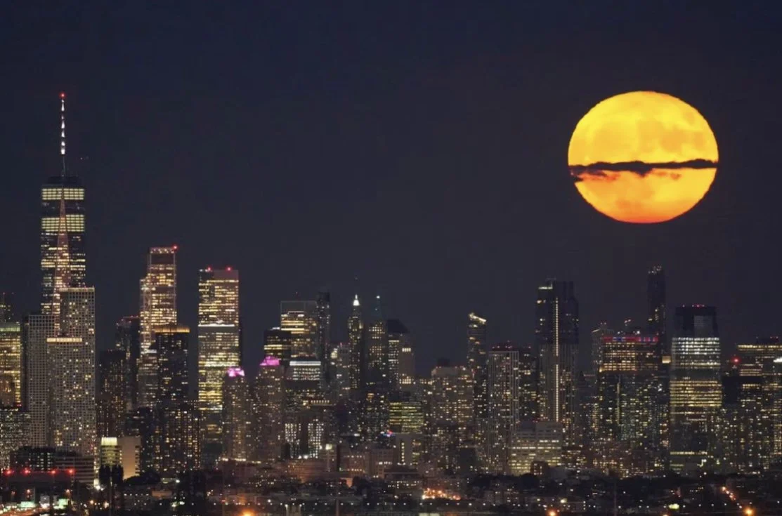 Blue moon with a clean slate?