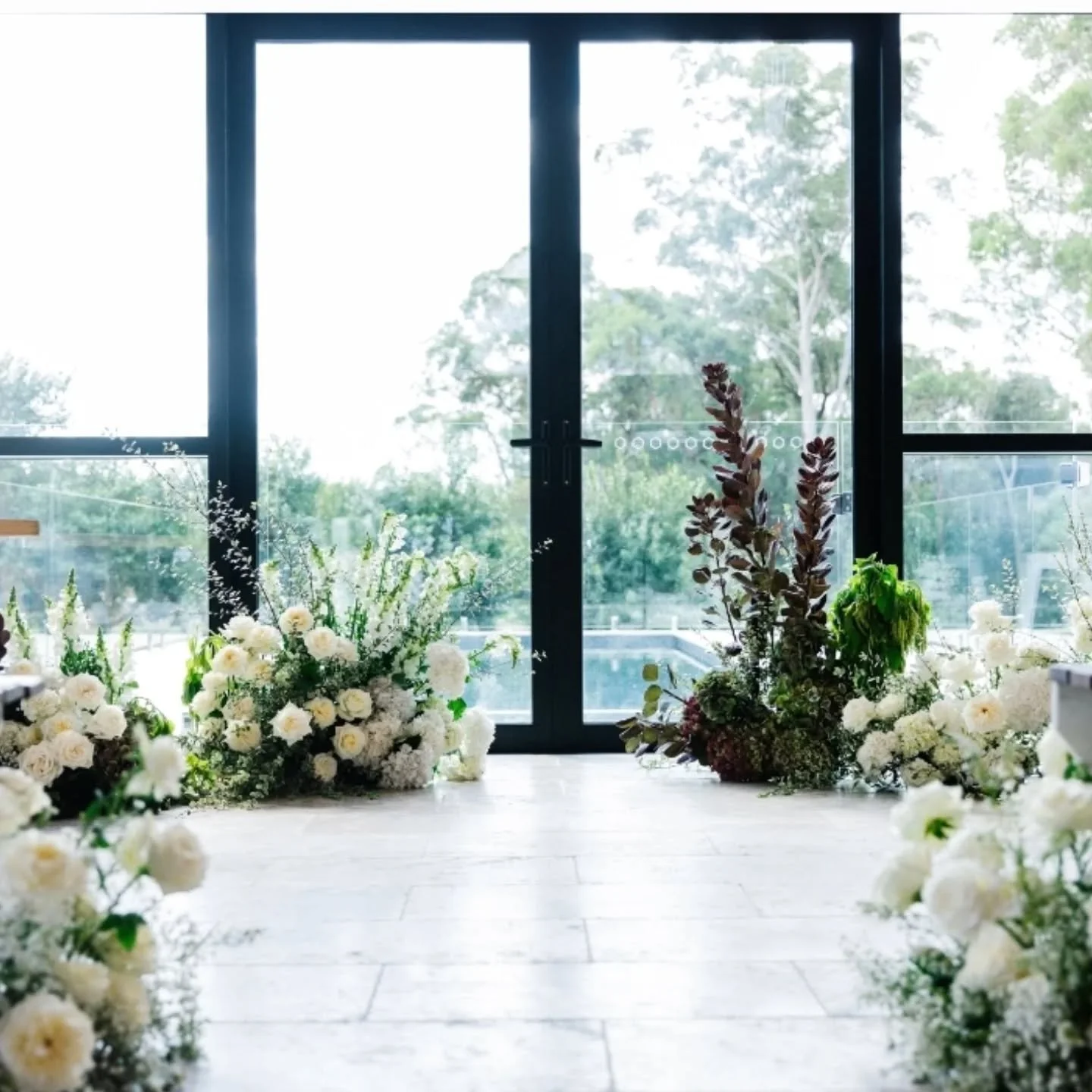 Ceremony Florals for an Intimate wedding.
Held on a stunning private property in Sydney, this dreamy floral nest created the perfect setting for a heartfelt &ldquo;I do.&rdquo; 🕊️ 

💍 Planning your wedding in Sydney or the Hills District? Whether i