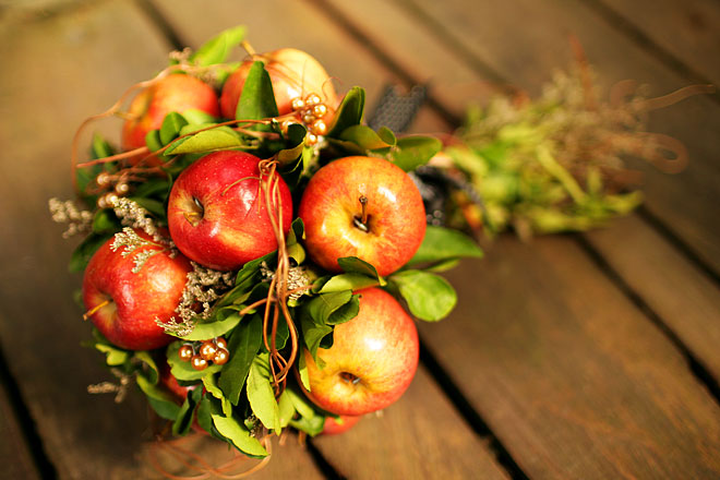 Bouquet Alternatives made of apples