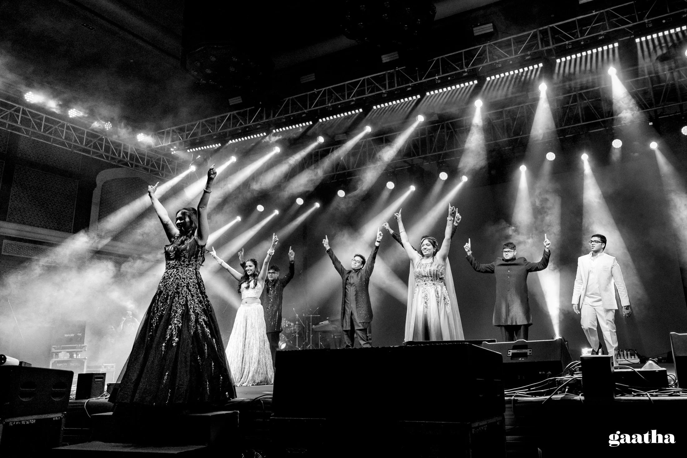 Pratiksha & Atul-15909-2.jpg