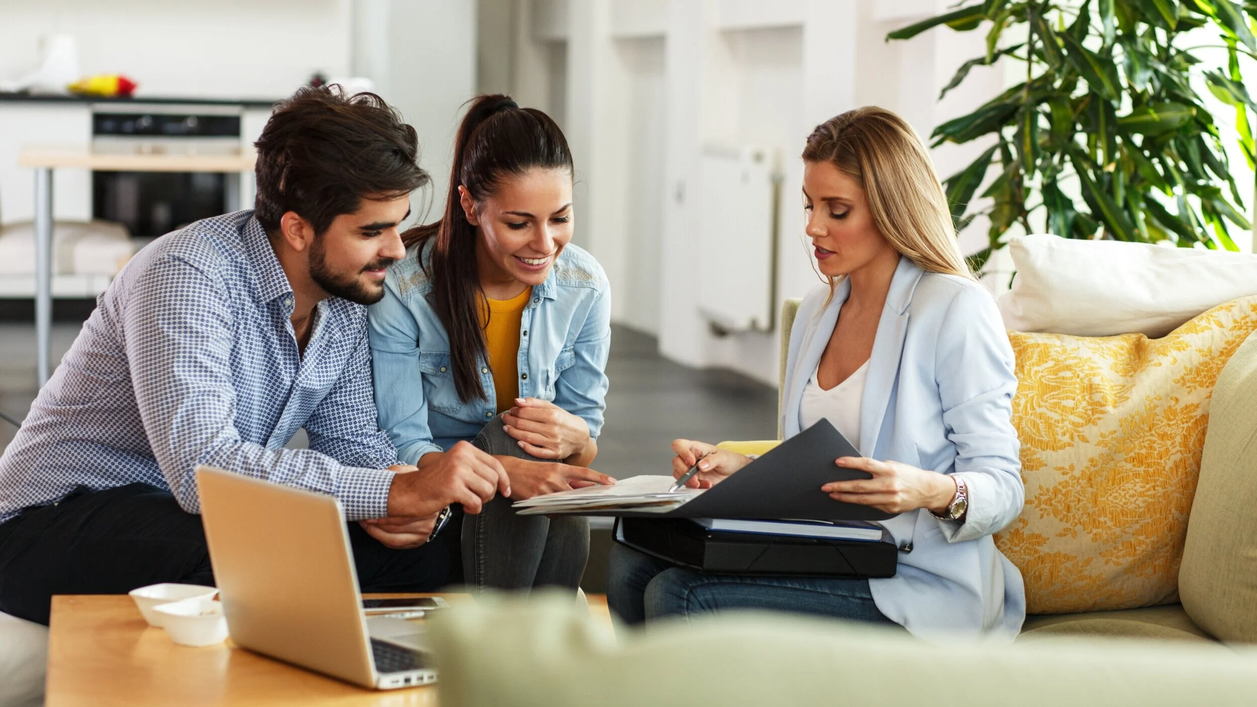 Financial services Investments, fund replacements, benchmarking and financial wellness campaigns are just a small sample of our vast financial services offerings.