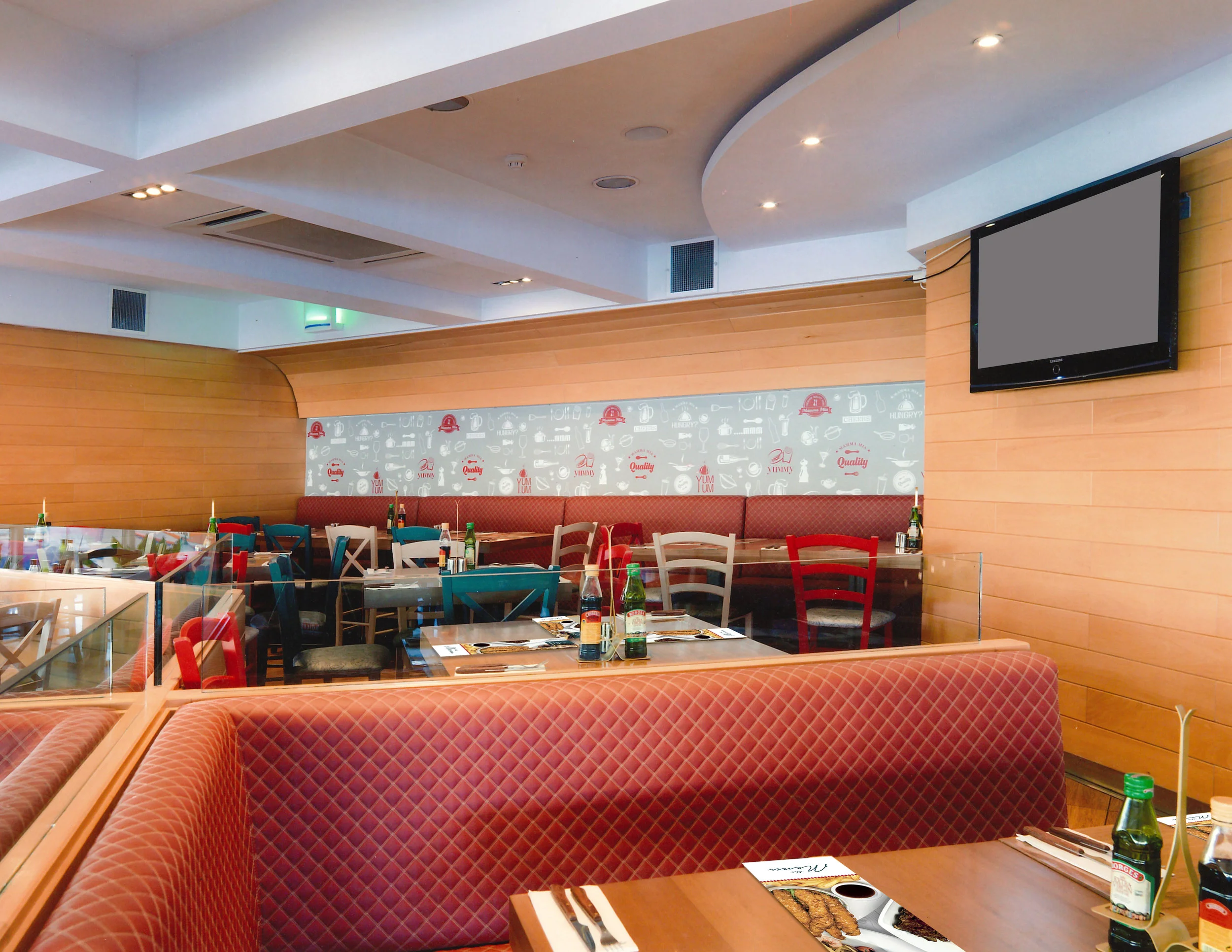 Restaurant Indoors 11.jpg