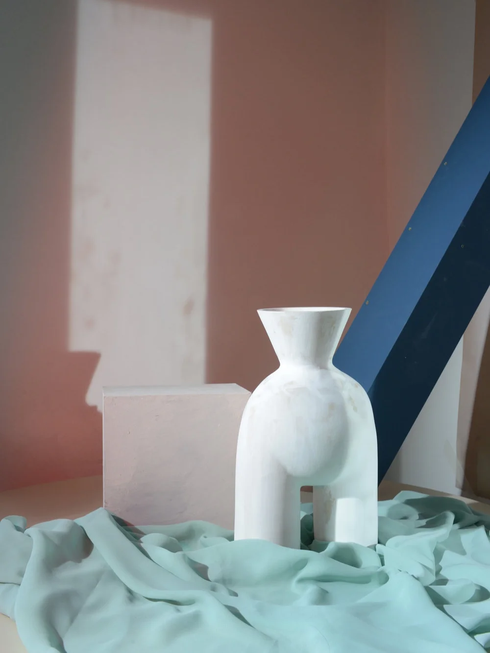 Ceramic vase by Valentina Cameranesi