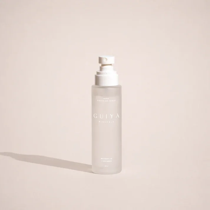 Aura Finishing Spray