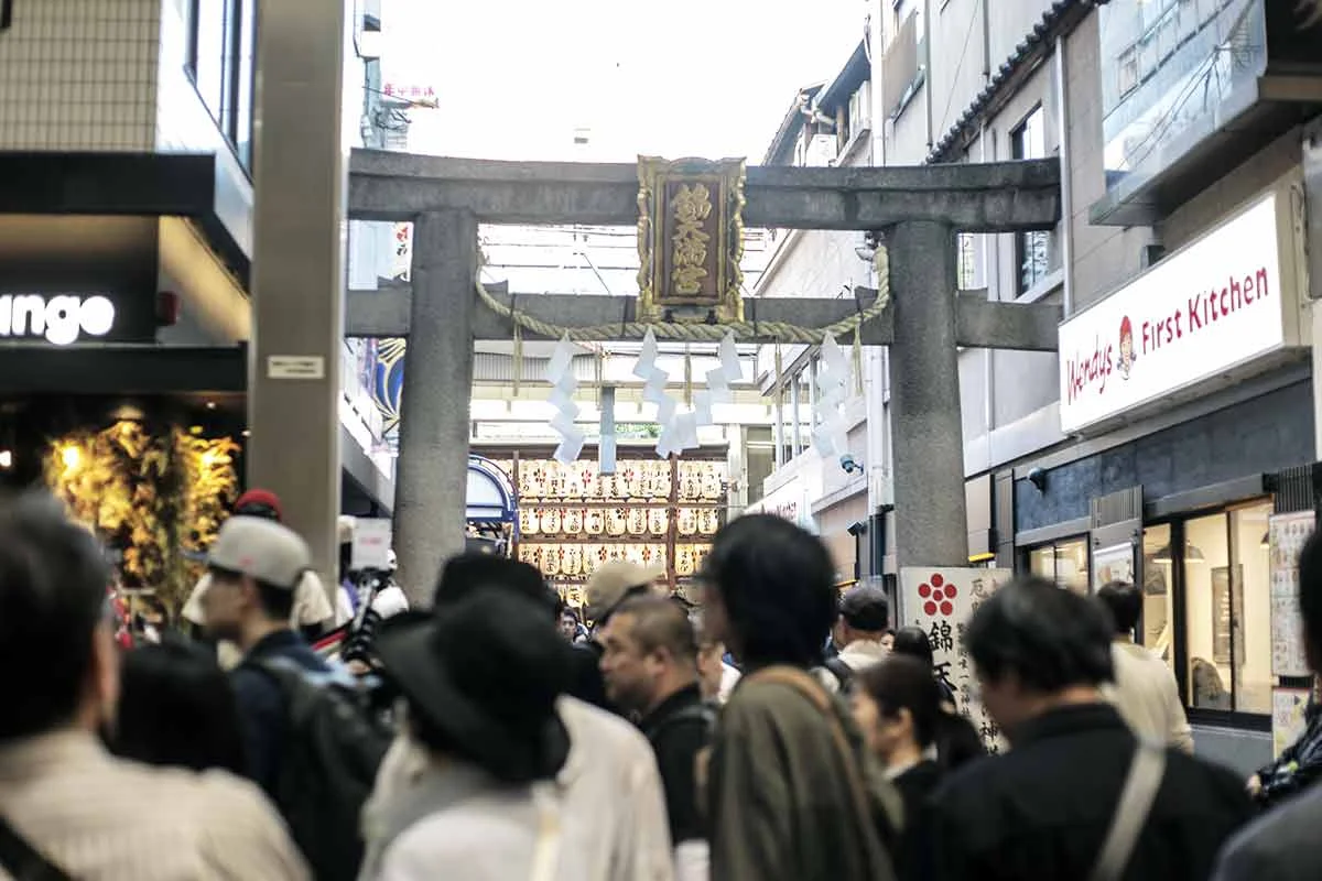 torii-inside-building.jpg