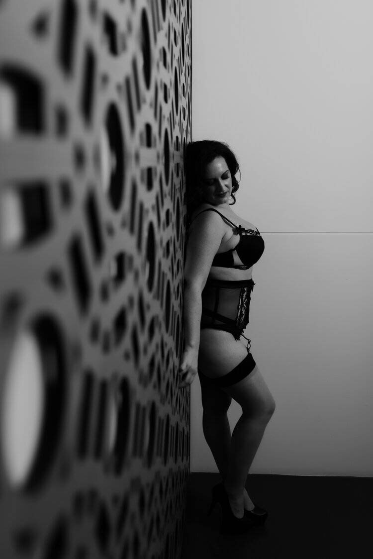 professional-boudoir-photo-shoot-natasha.jpg