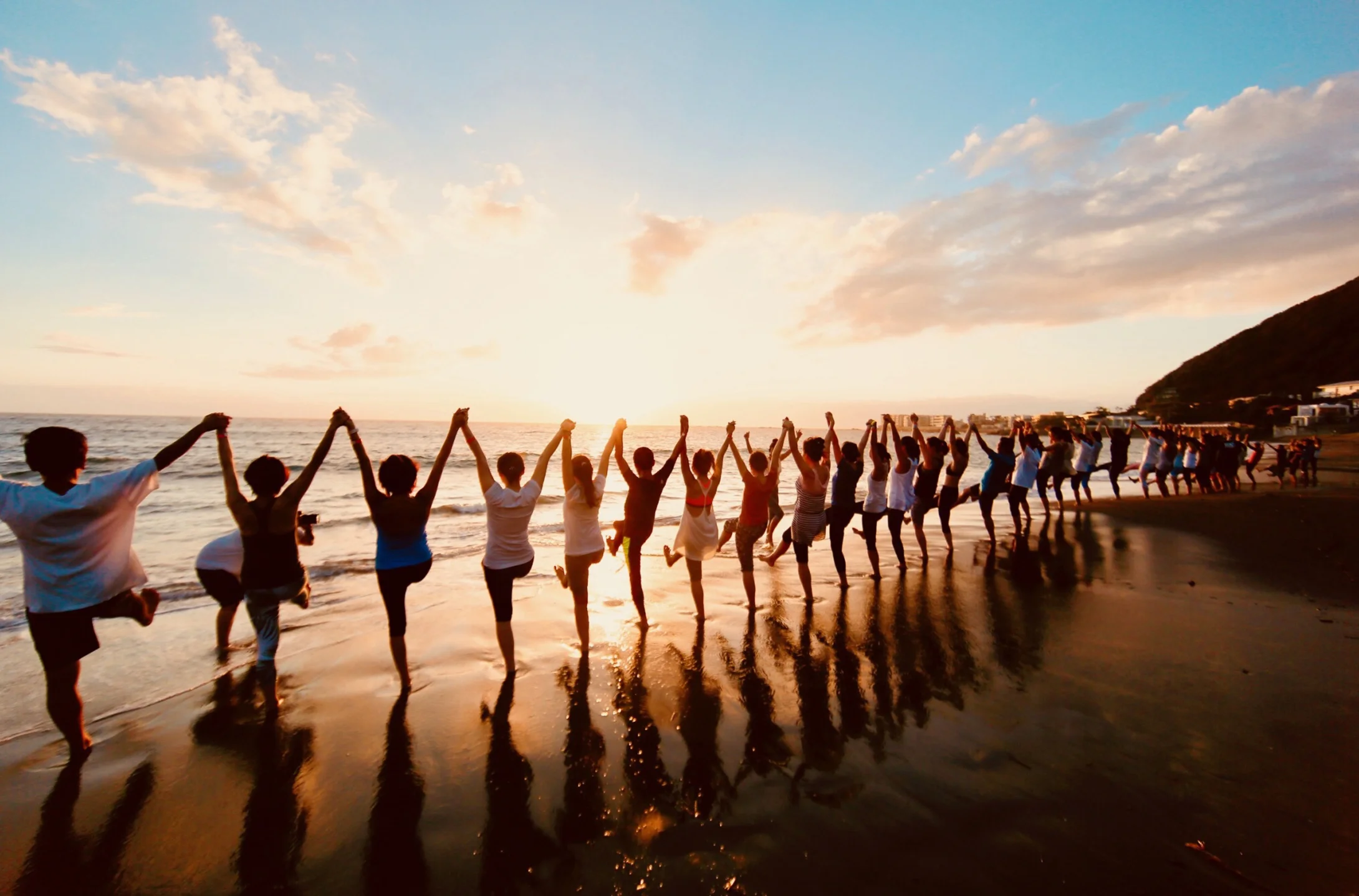 201909_yogaweek_main.jpg