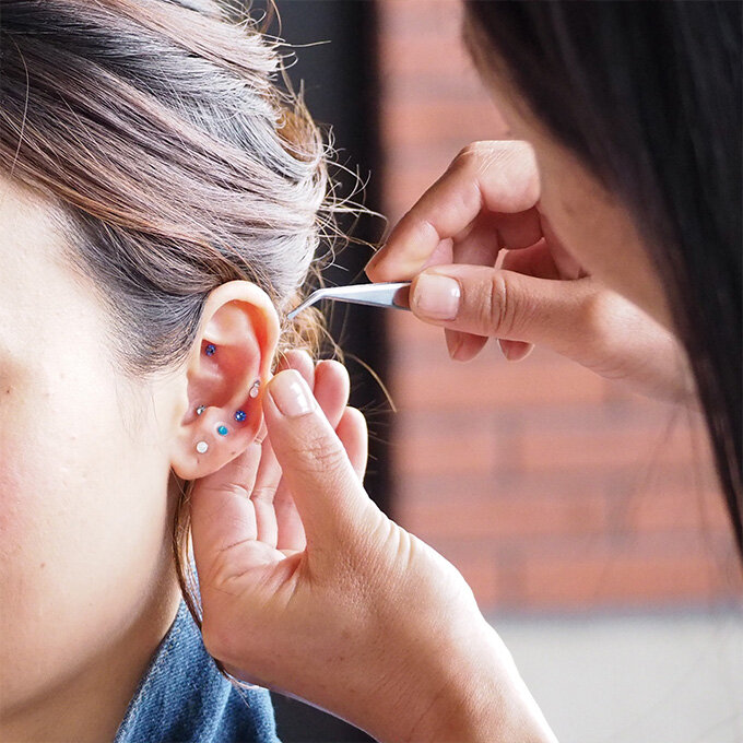 special_work_ear_001.jpg