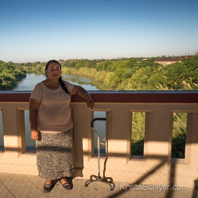Zulema Hernandez immigrated to the United States in the 1970s - walking across a bridge that spans the #riogrande . Today she fights for the rights of all migrants—those who walk on two legs and four, fly on wings and glide upon the ground. She is a staunch activist for #noborderwall and we tell her story in @aymariposafilm . You can see the #borderwall off to the right of this photo. One day we will tear it down.