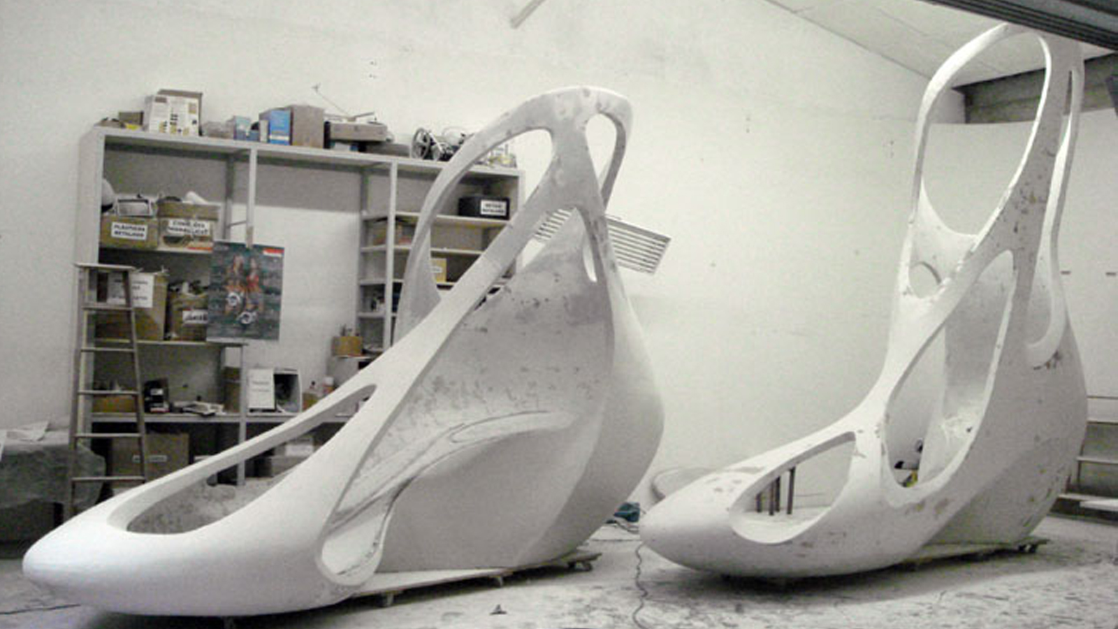 Imagens_site_darwin_Melissa+Zaha_Hadid_0002_Layer 3.jpg