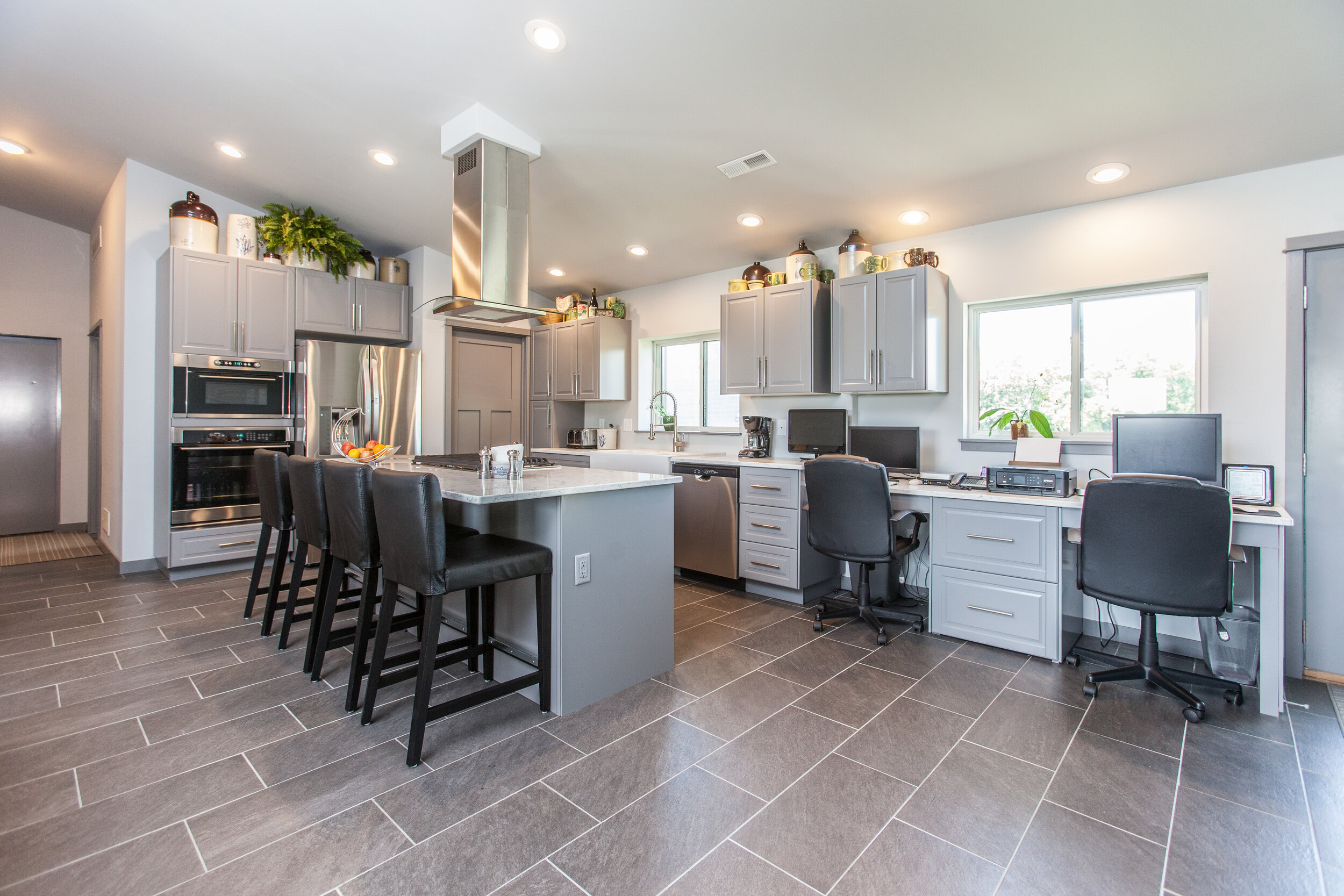 Residential_Pole_Barn_Shouse_Kitchen_160721.jpg