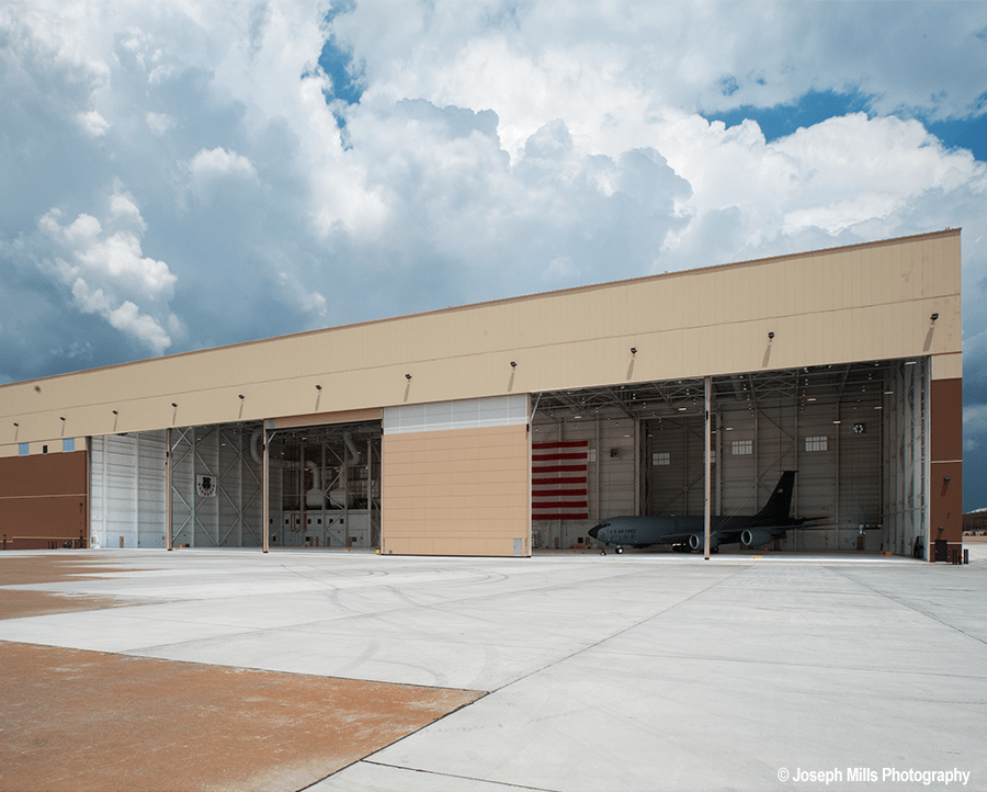 Heavy-Structures-Tinker-Airforce-Base-Hangar-Exterior-Right-Angle-View.png