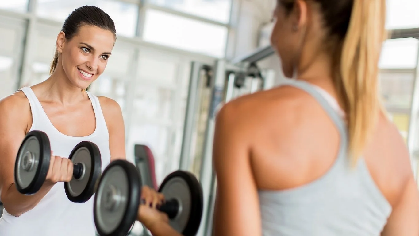 ¿Por qué el entrenamiento de fuerza es uno de los mejores aliados para la salud de la mujer después de los 40?