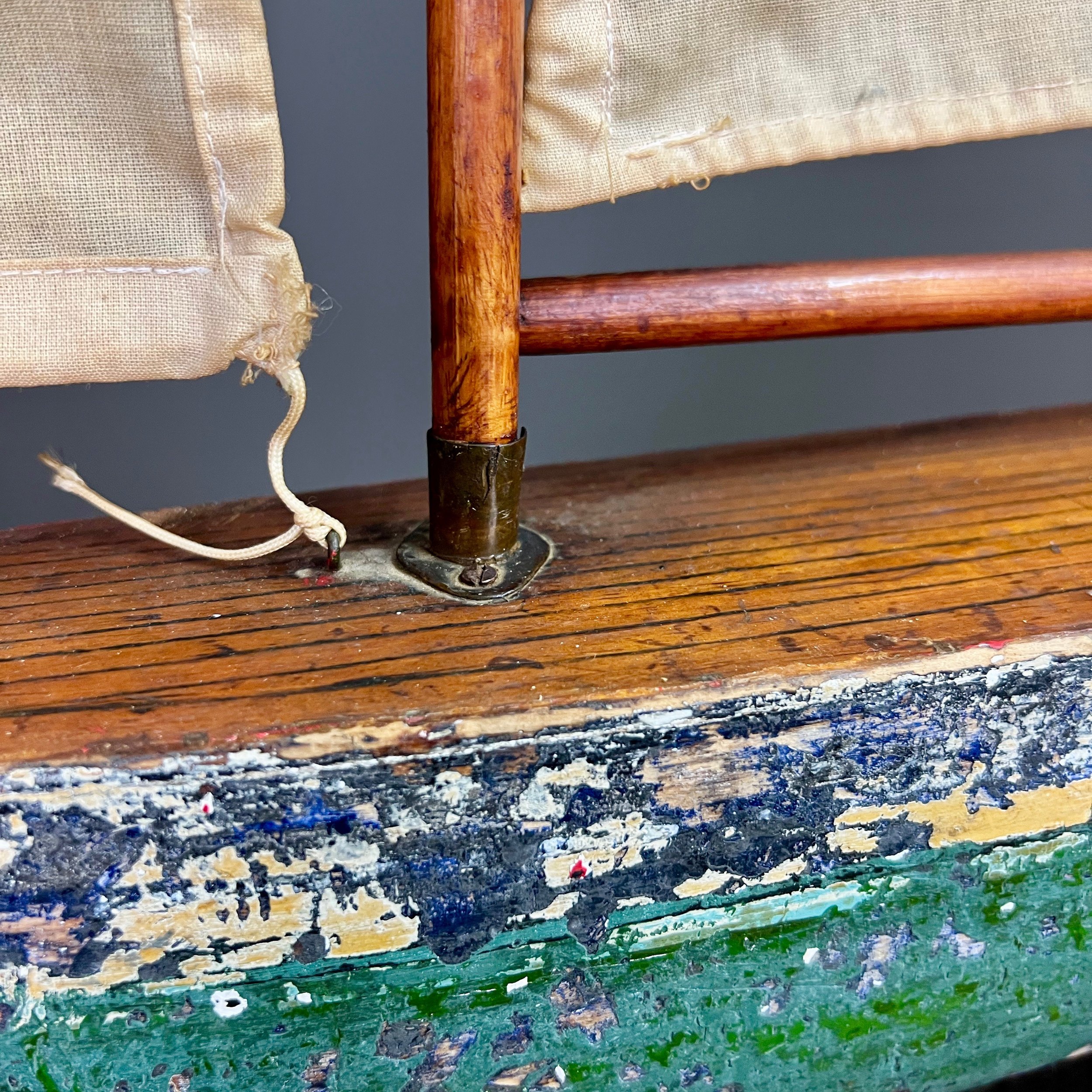 Edwardian pond yacht of good scale with a lovely “chippy” patina