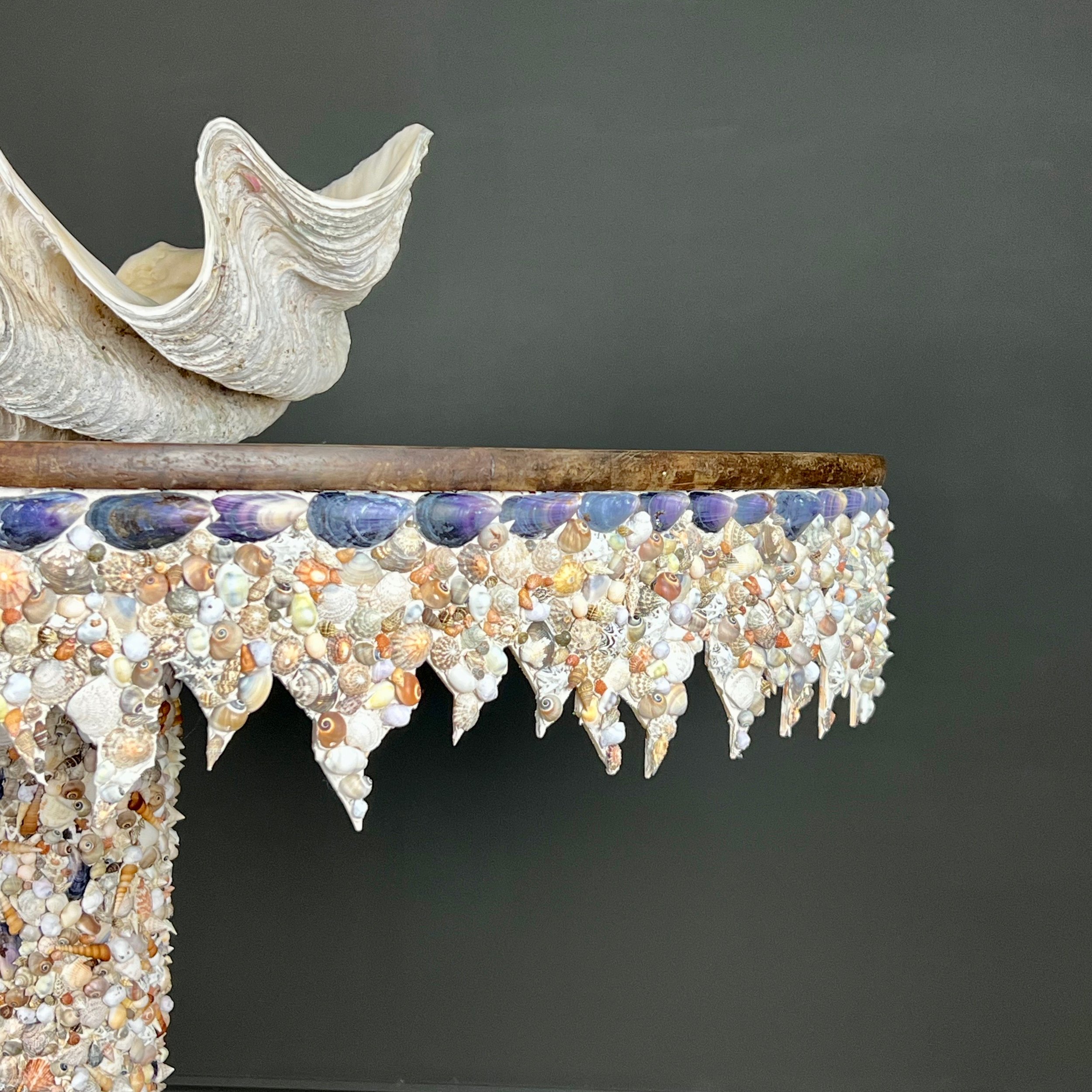 Large 19th Century Shell Tilt Top Centre Table