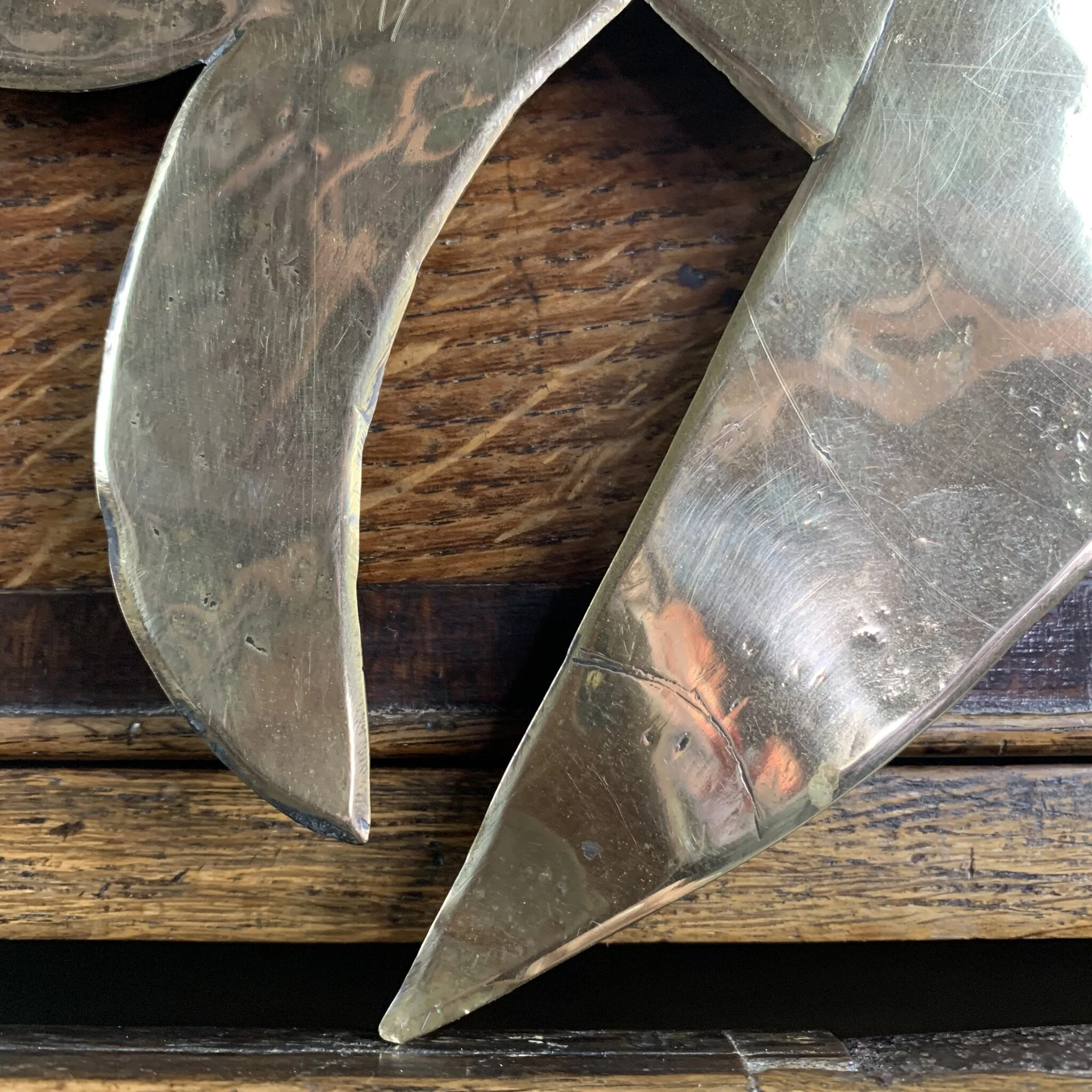 primitive folk art fish carving