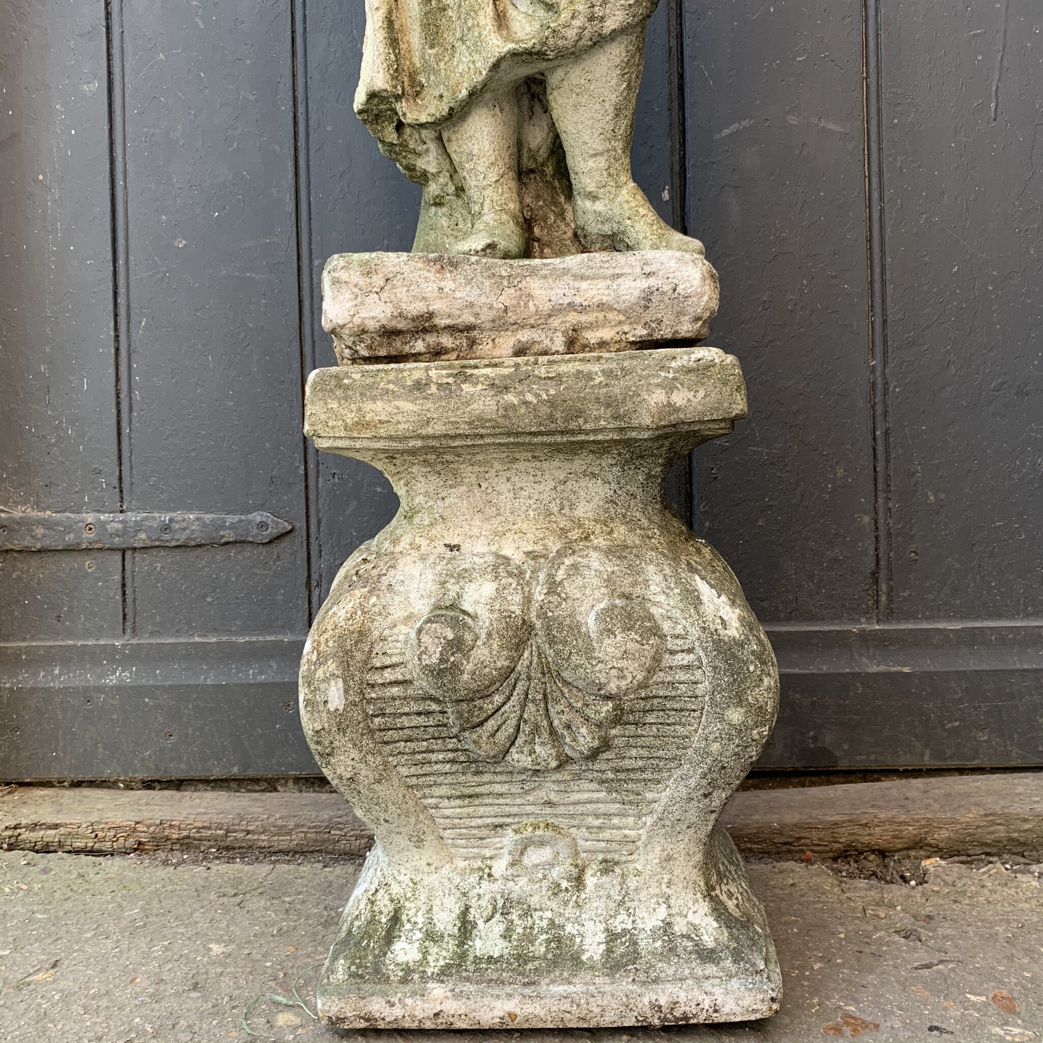 garden statuary 